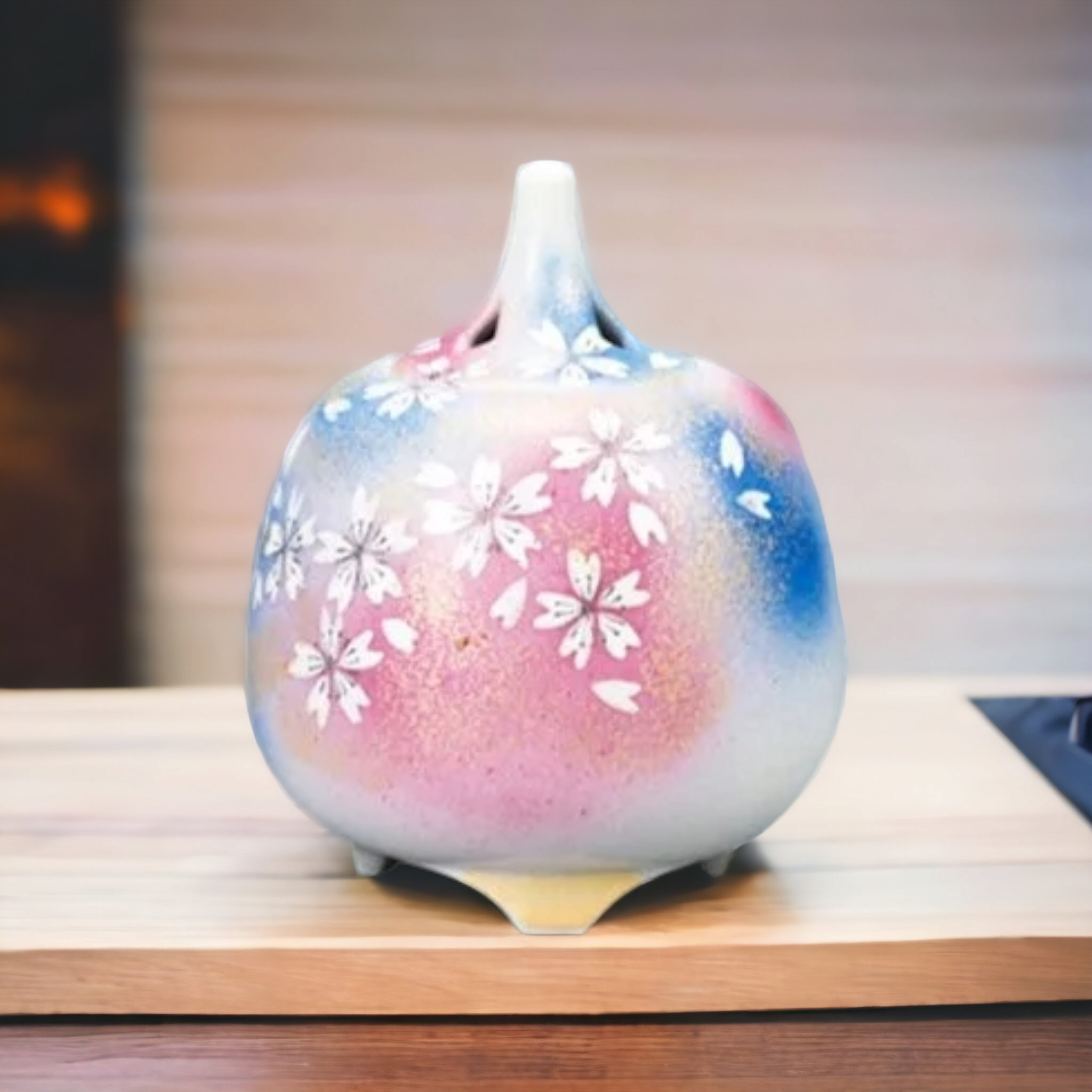 九谷燒香爐- 繪畫家的夢幻」