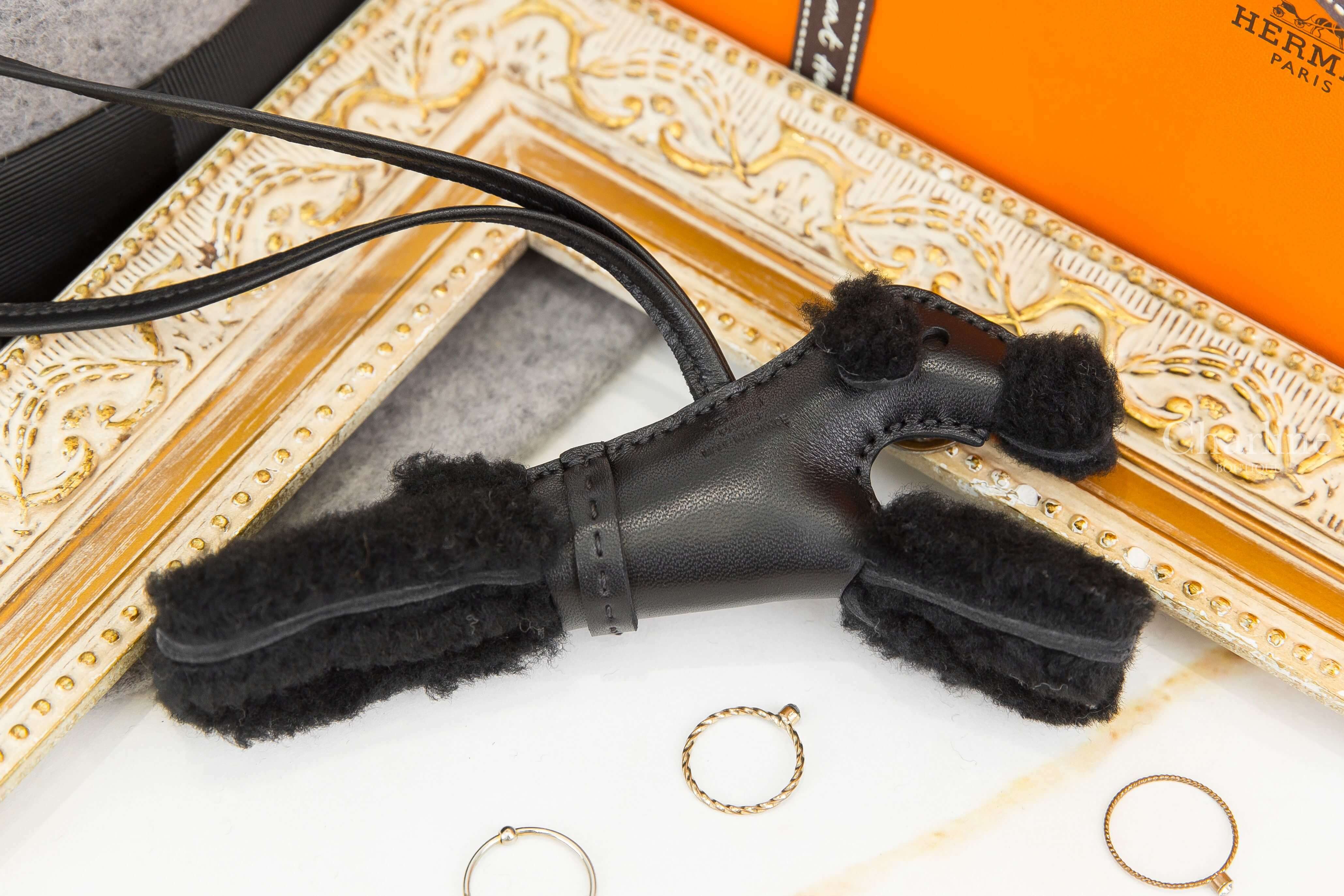 Hermès Hermès Budy Charm 全黑色羊毛獵狐梗犬吊飾-Charline Boutique 精品代購