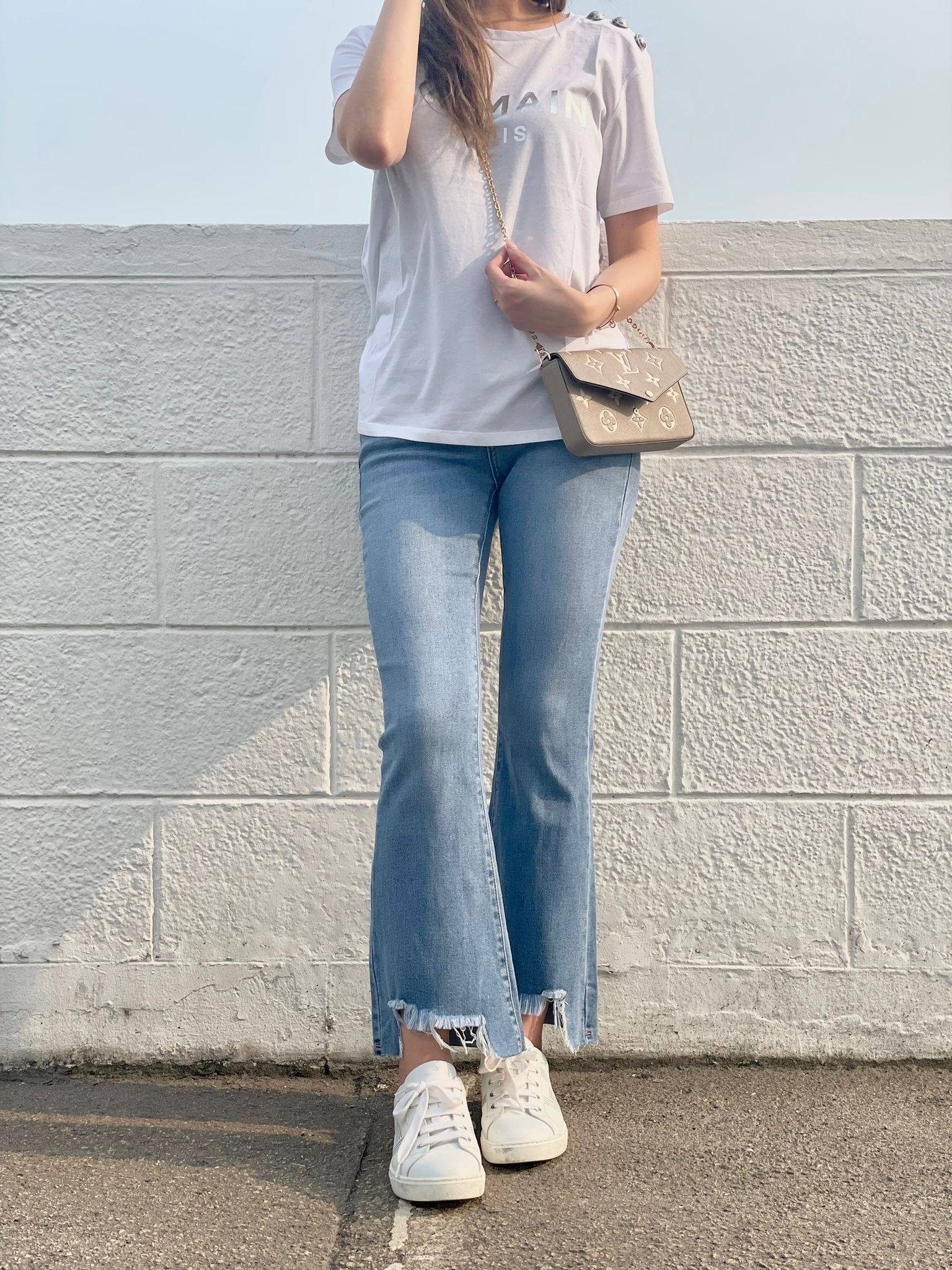 Giorgia  & Johns 淺藍色凹腳小喇叭牛仔褲-T