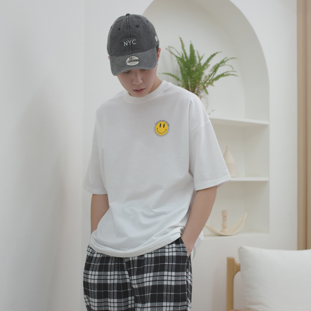 韓國新貨 復古印刷 小微笑 細絨棉 五分T