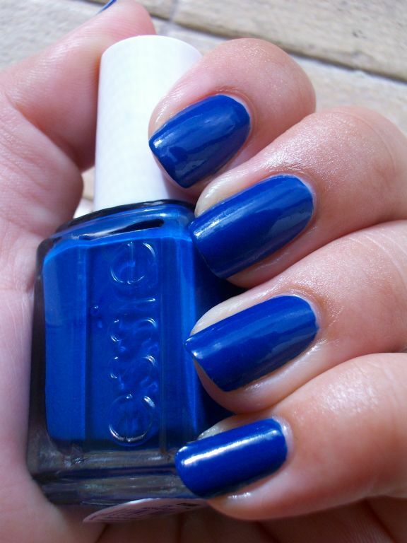 Essie 指甲油 - Mesmerize - 679