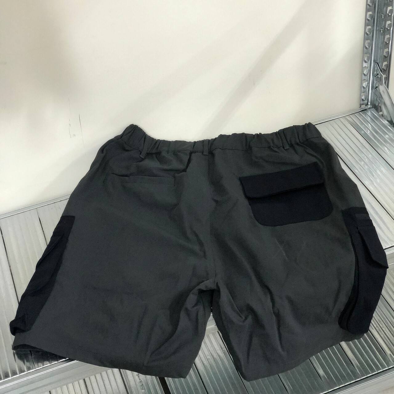 SBG 拼接撞色大口袋工裝短褲 062