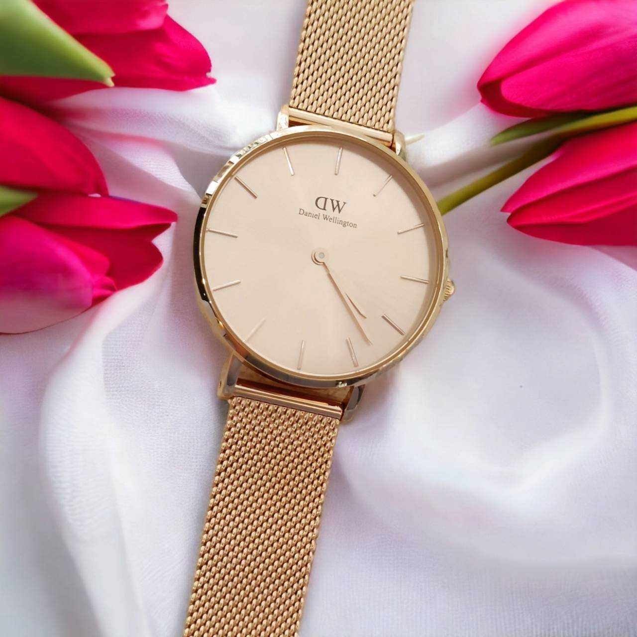 【DW Daniel Wellington】典雅玫瑰金米蘭錶帶女錶 DW00100471 32mm 現代鐘錶