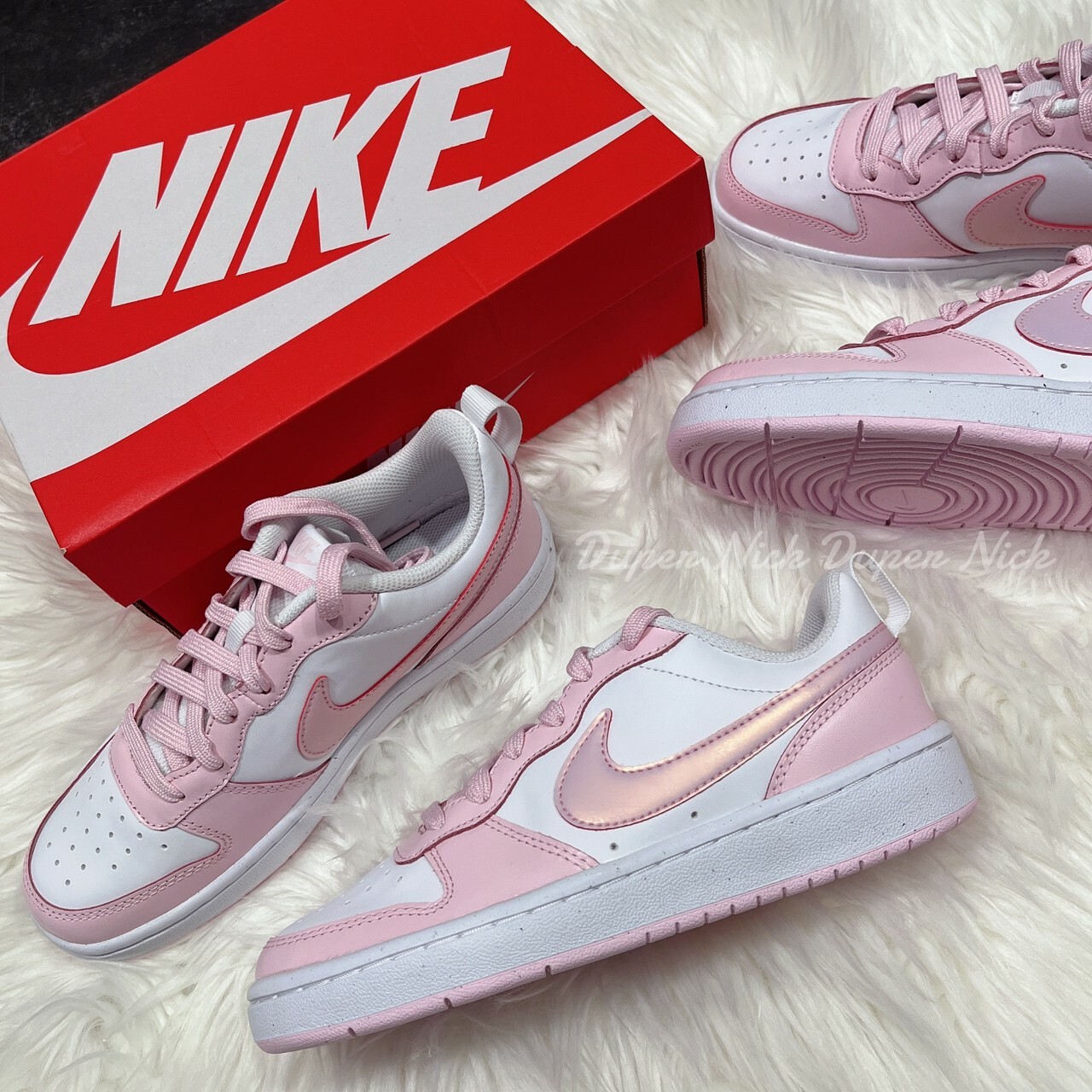 NIKE COURT BROUGH LOW 粉色