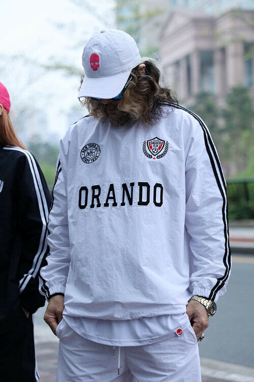 奧蘭德刺繡線條運動衫長T恤