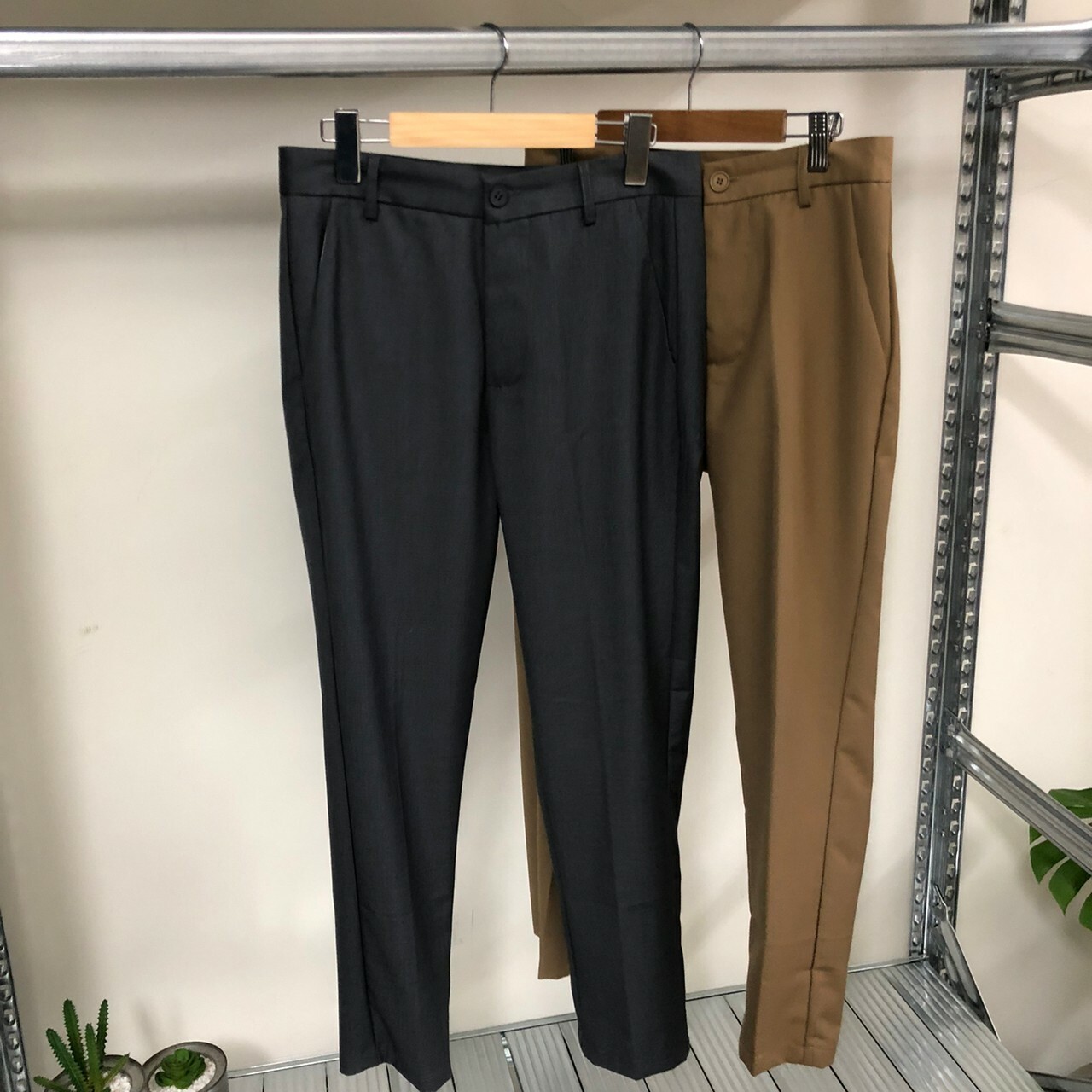 T+CC 西裝褲 滑料 挺版 68303