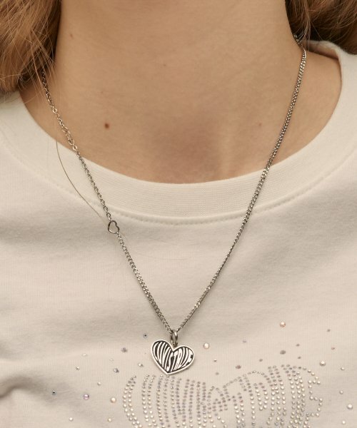 LUVISTRUE - PO HEART NECKLACE(SILVER)