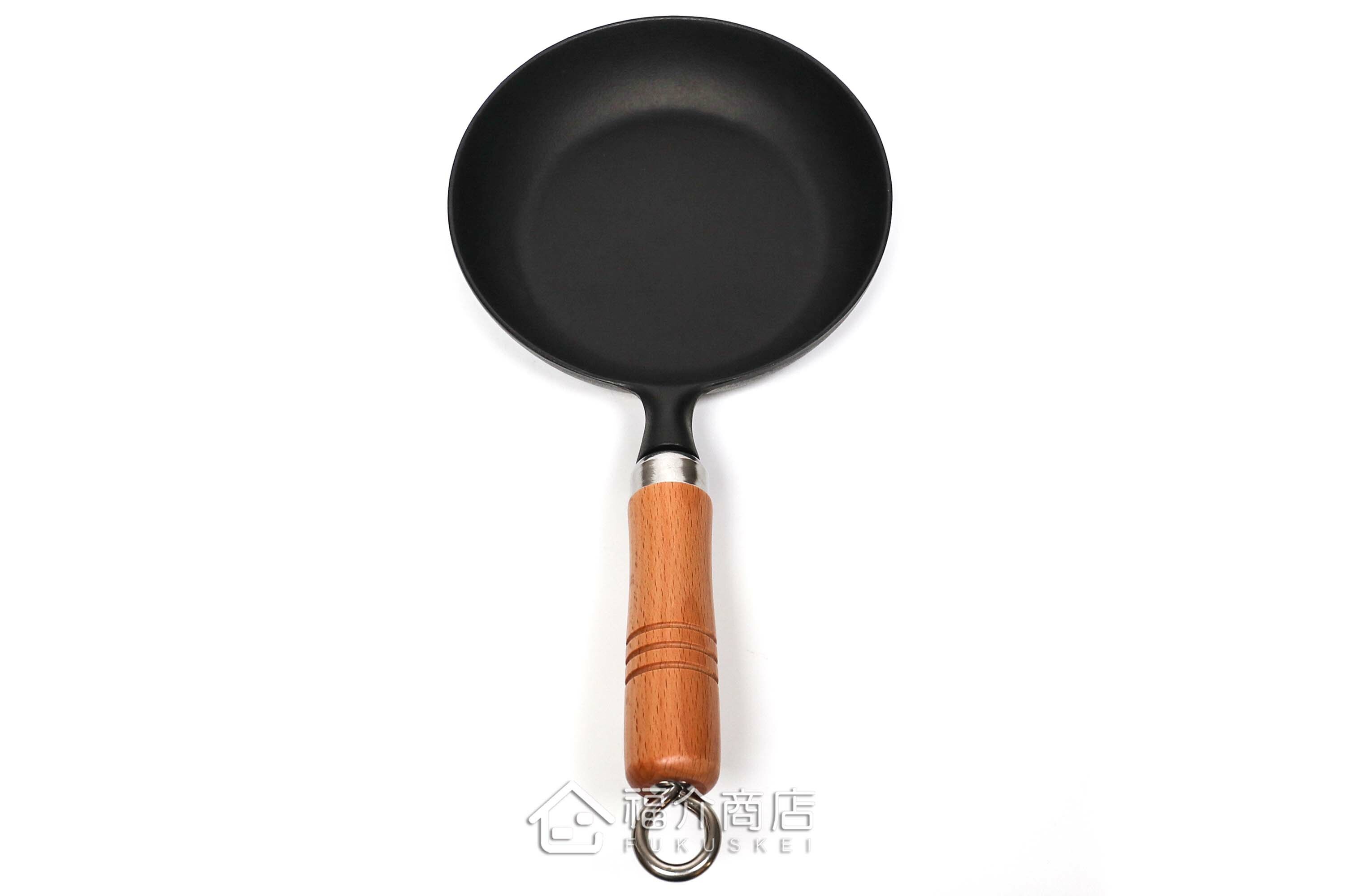 炒菜用的木柄平底鑄鐵鍋