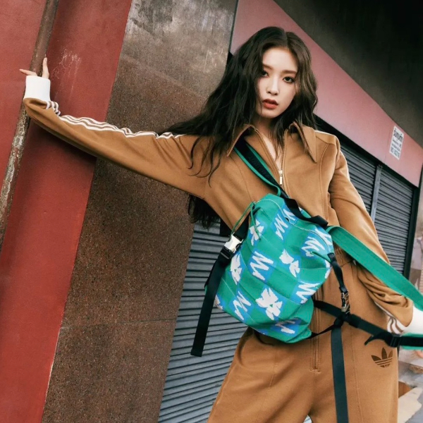 joseph & stacey,百摺包,針織,三宅一生, bao bao,韓星,太后,秀智,水桶包,