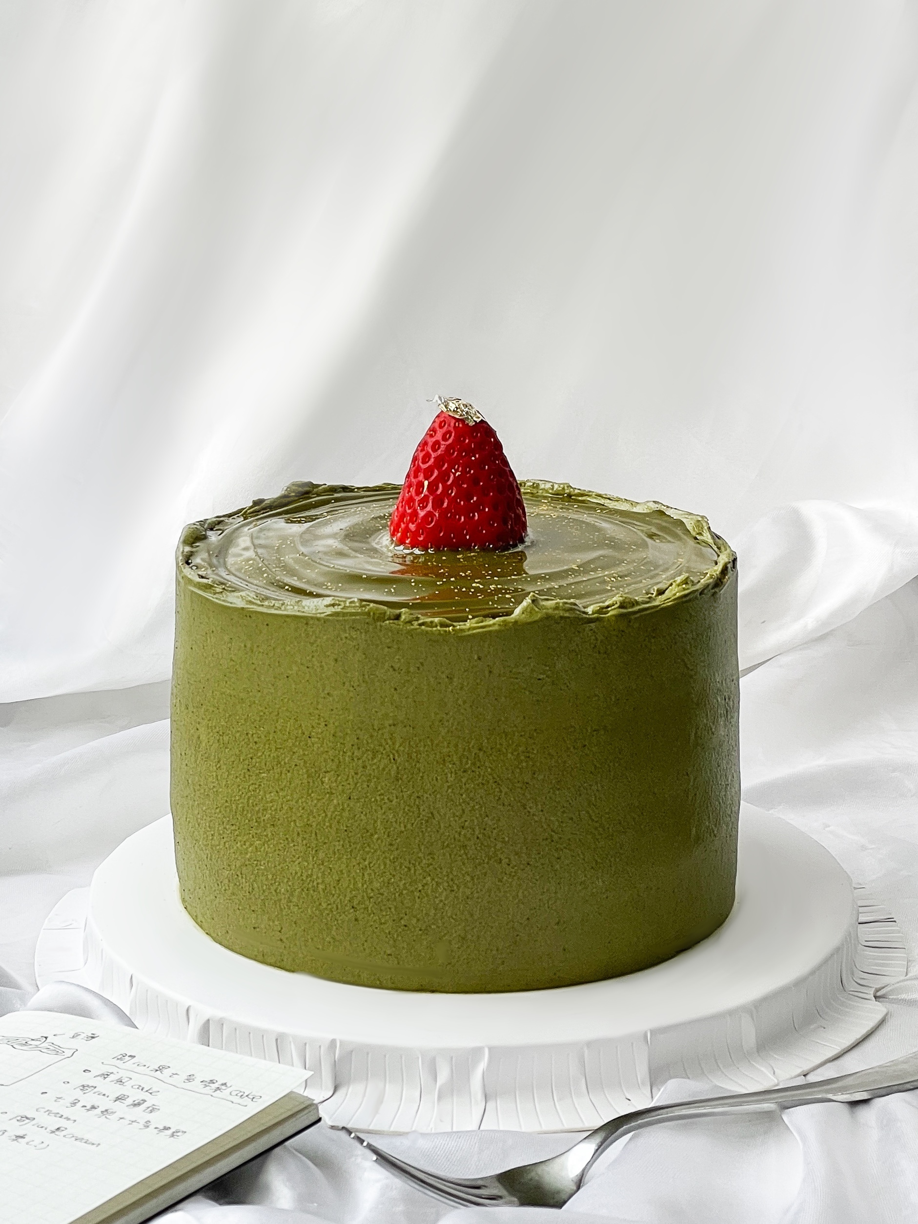 開心果草莓奶油蛋糕