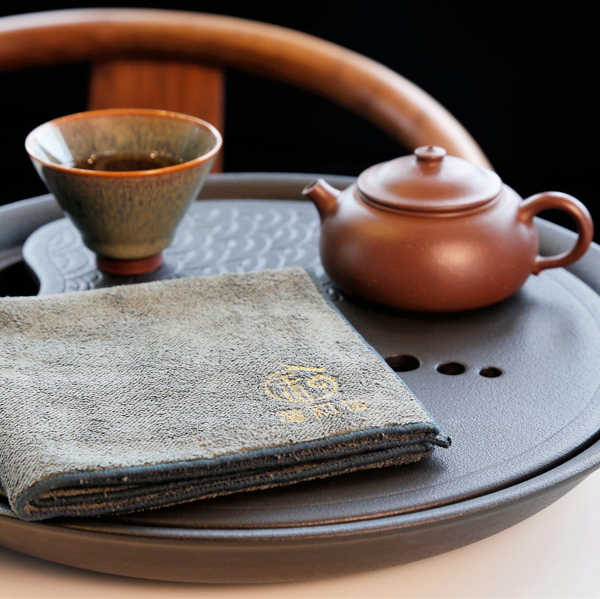 【高級方形養壺布】-- 龍和堂加厚柔軟雙面茶布，養壺好搭檔。