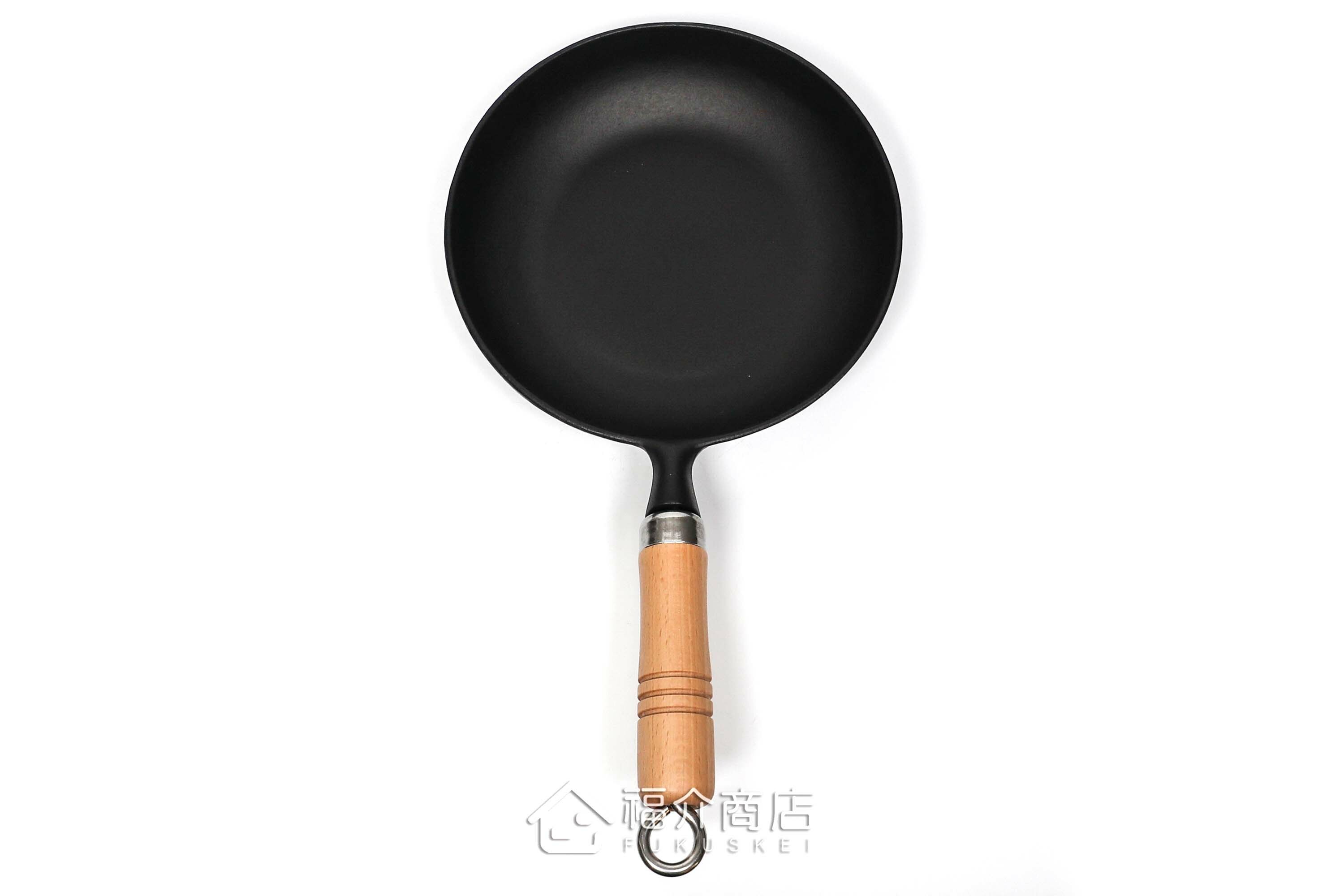 炒菜用的木柄平底鑄鐵鍋