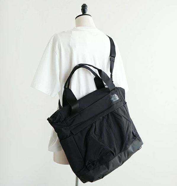 日本代購 THE NORTH FACE 日常工作 大容量 旅行戶外 手提包 單肩 側背包 黑 APR-