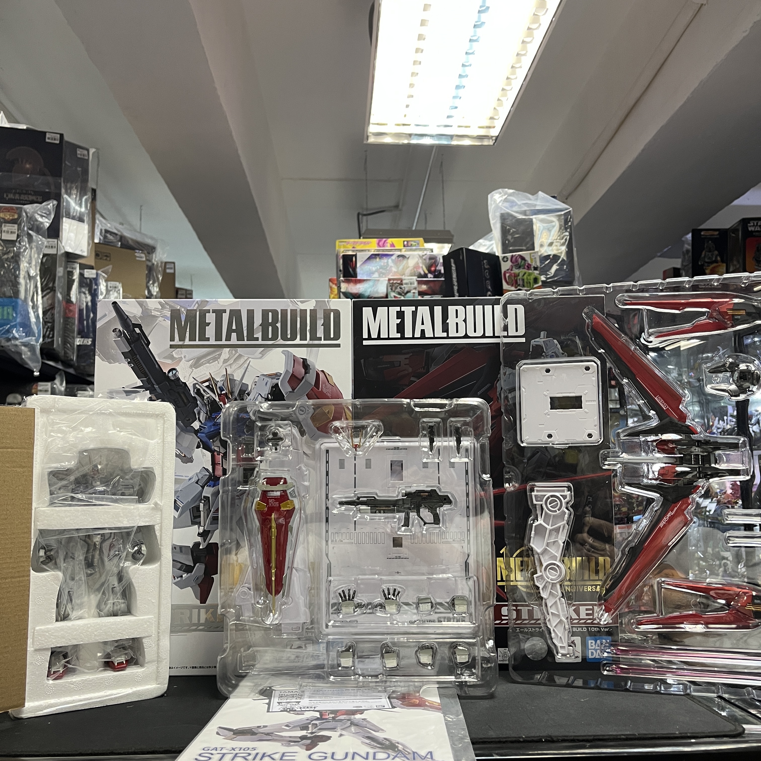 寄賣 GUNDAM- METAL BUILD STRIKE GUNDAM 10TH VER. 