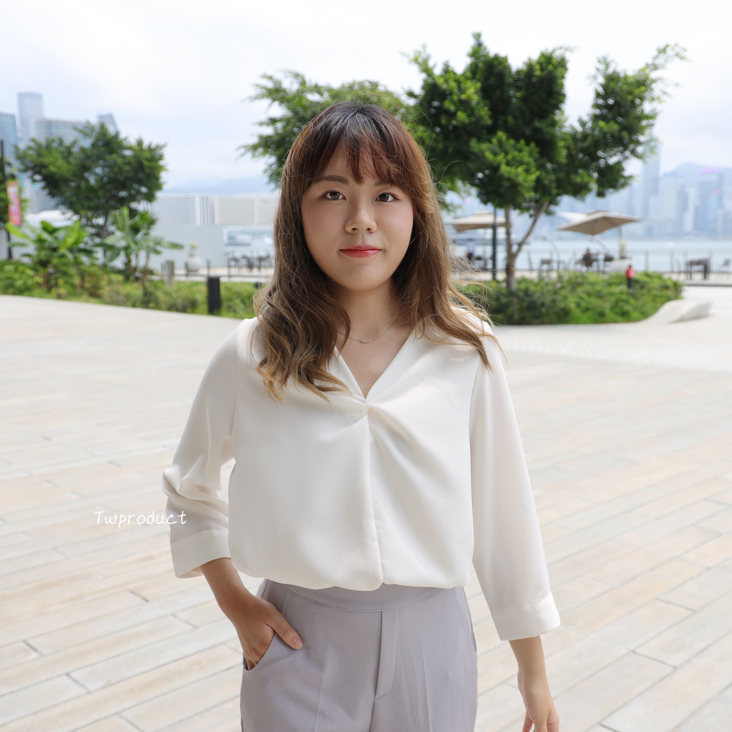 ✨ || Ol04 || 抓胸中袖top