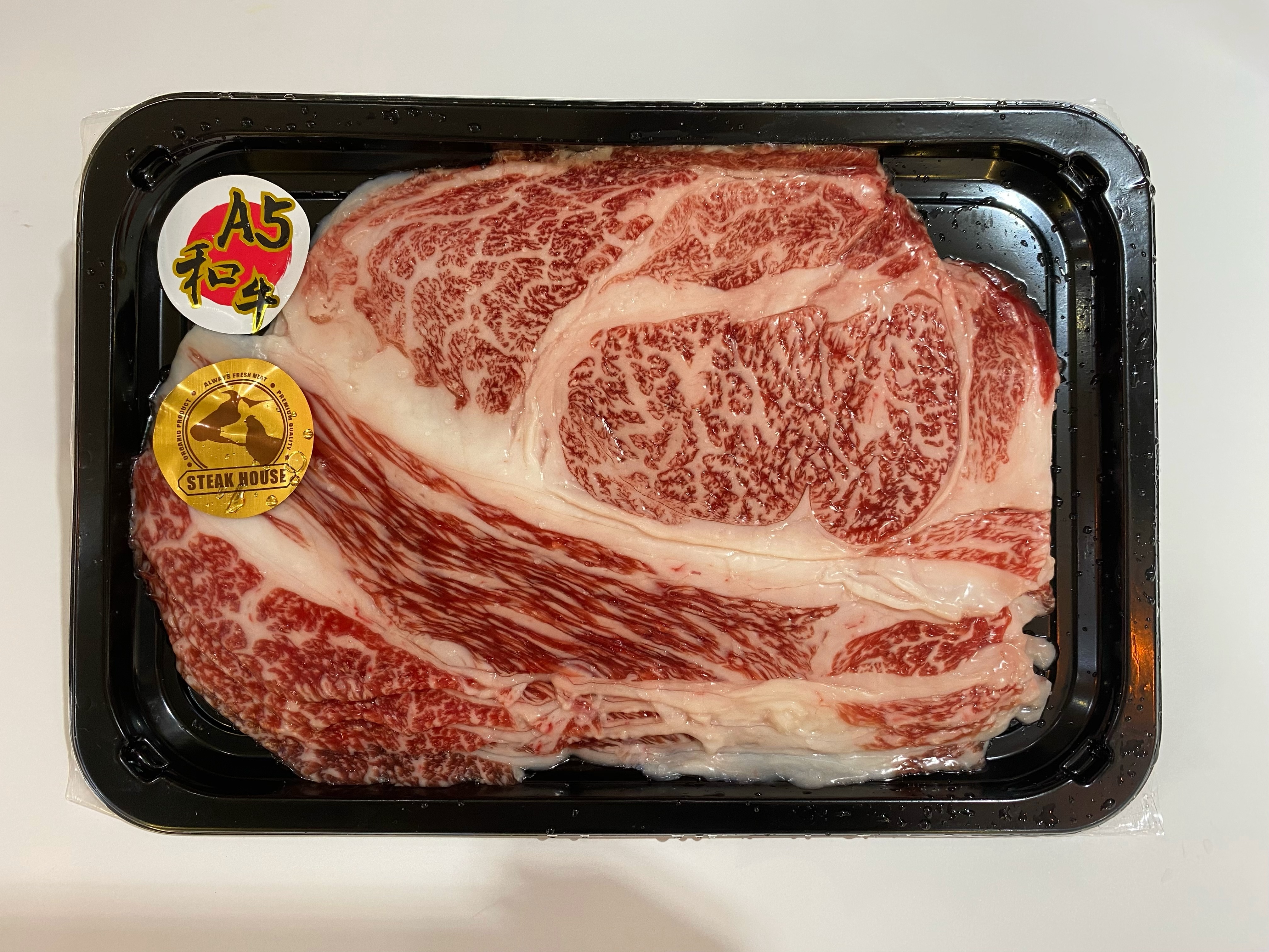 日本鹿兒島A5和牛 肩胛肉眼片 約200g