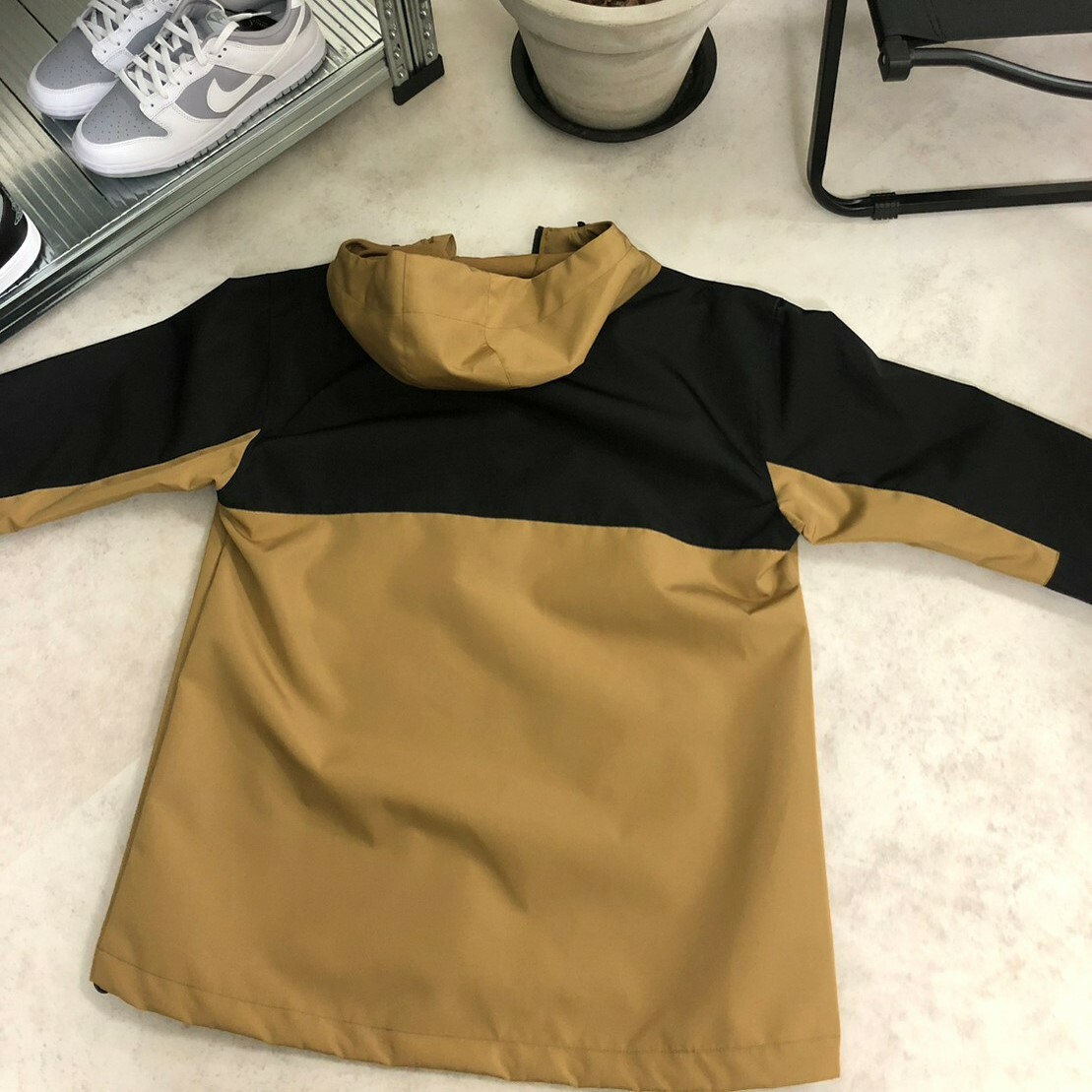 United Athle 撞色機能防風連帽外套 3748901