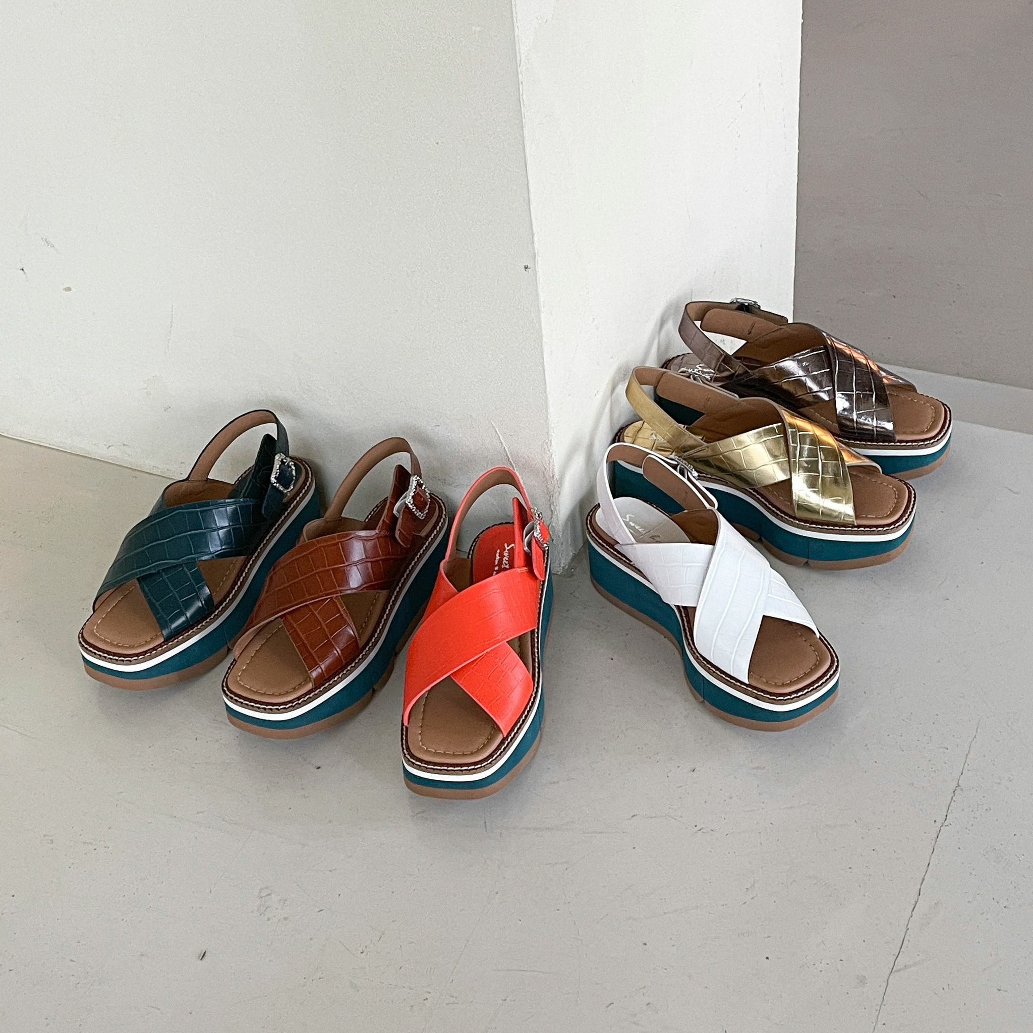 SH185 大交叉帶鬆榚鞋