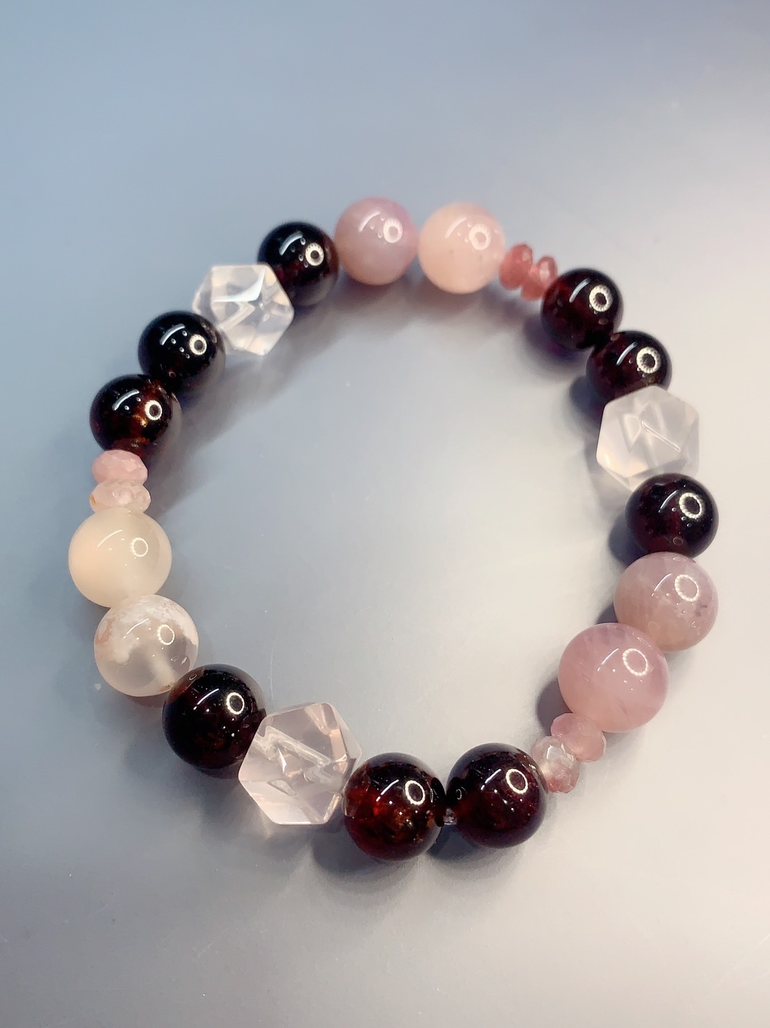 花信風丨紫粉晶、紅石榴石、櫻花瑪瑙