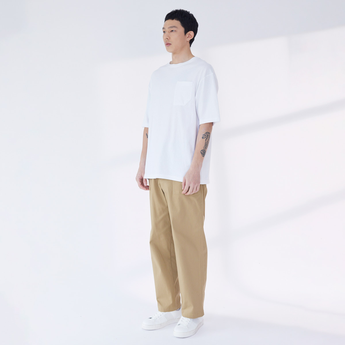 Camp 重磅落肩口袋短袖