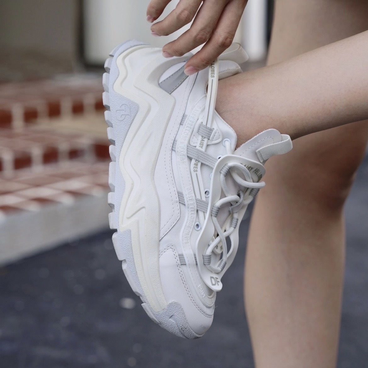 Daisy Fellows 黛西法羅 魔鬼一號 白銀灰 老爹鞋 H2293-3