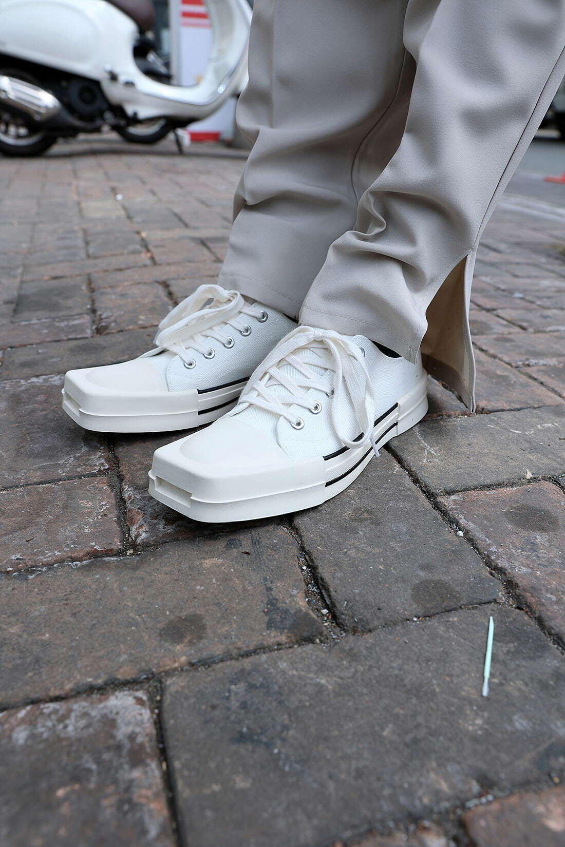 方形帆布休閒鞋