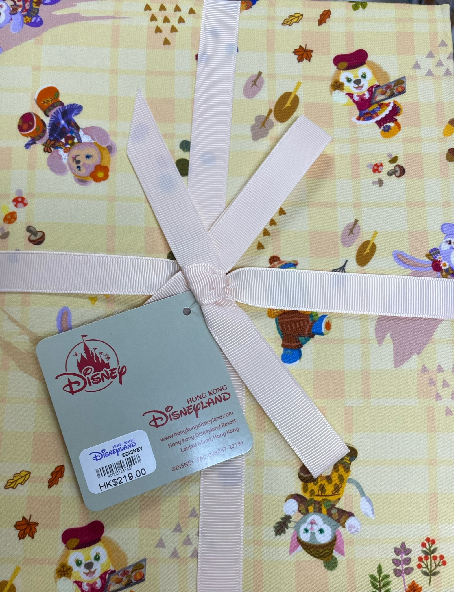 Disneyland Duffy & Friends Pillowcase of 2 迪士尼枕頭套兩個  無包裝盒