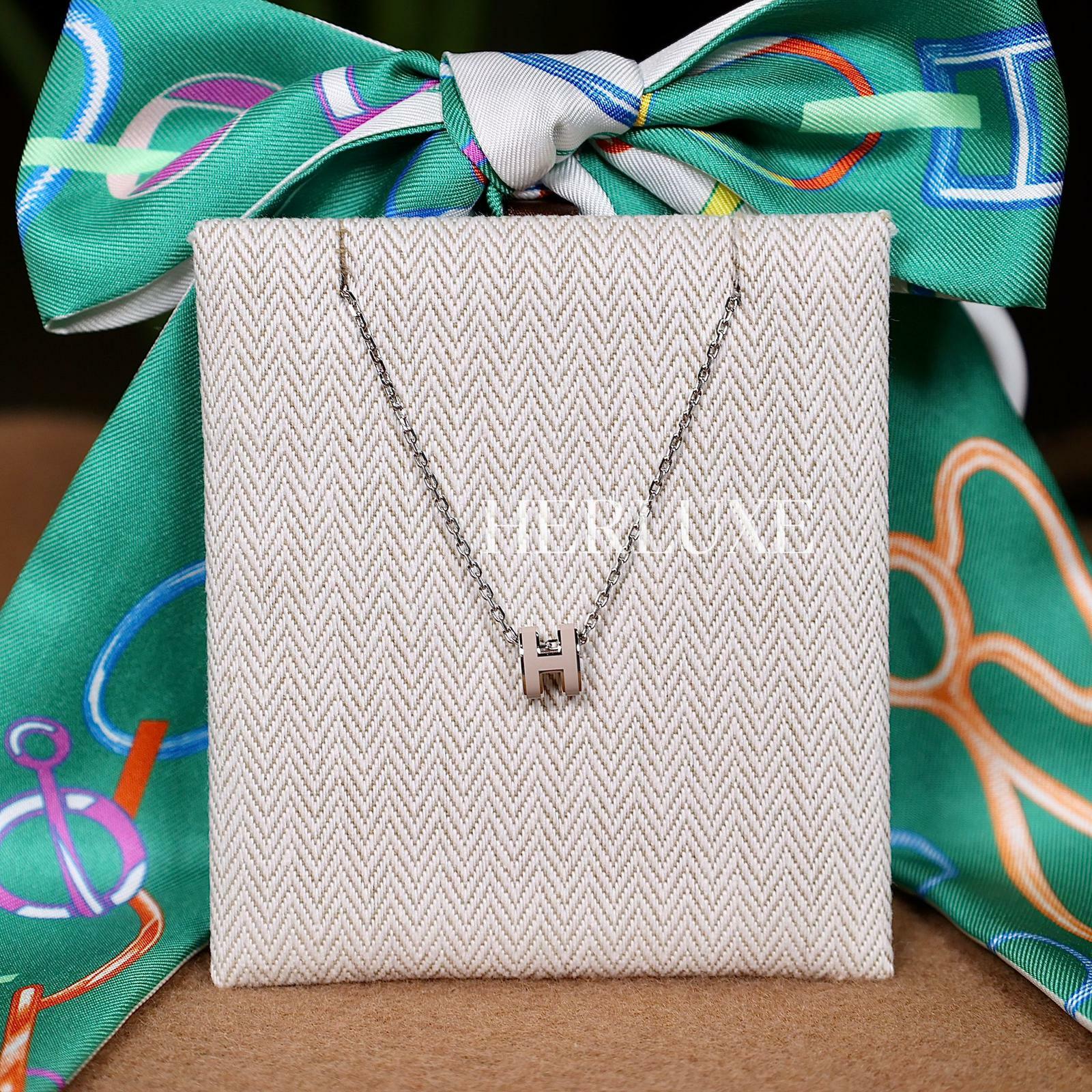 Mini pop H necklace 55 marron glace CK