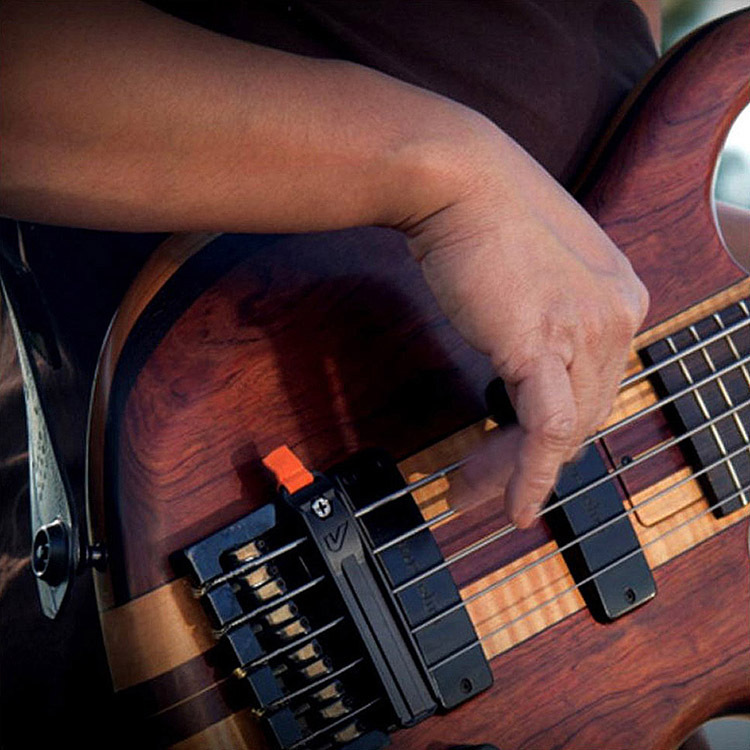 【1-3】[GruvGear] Bass悶音夾 Fump