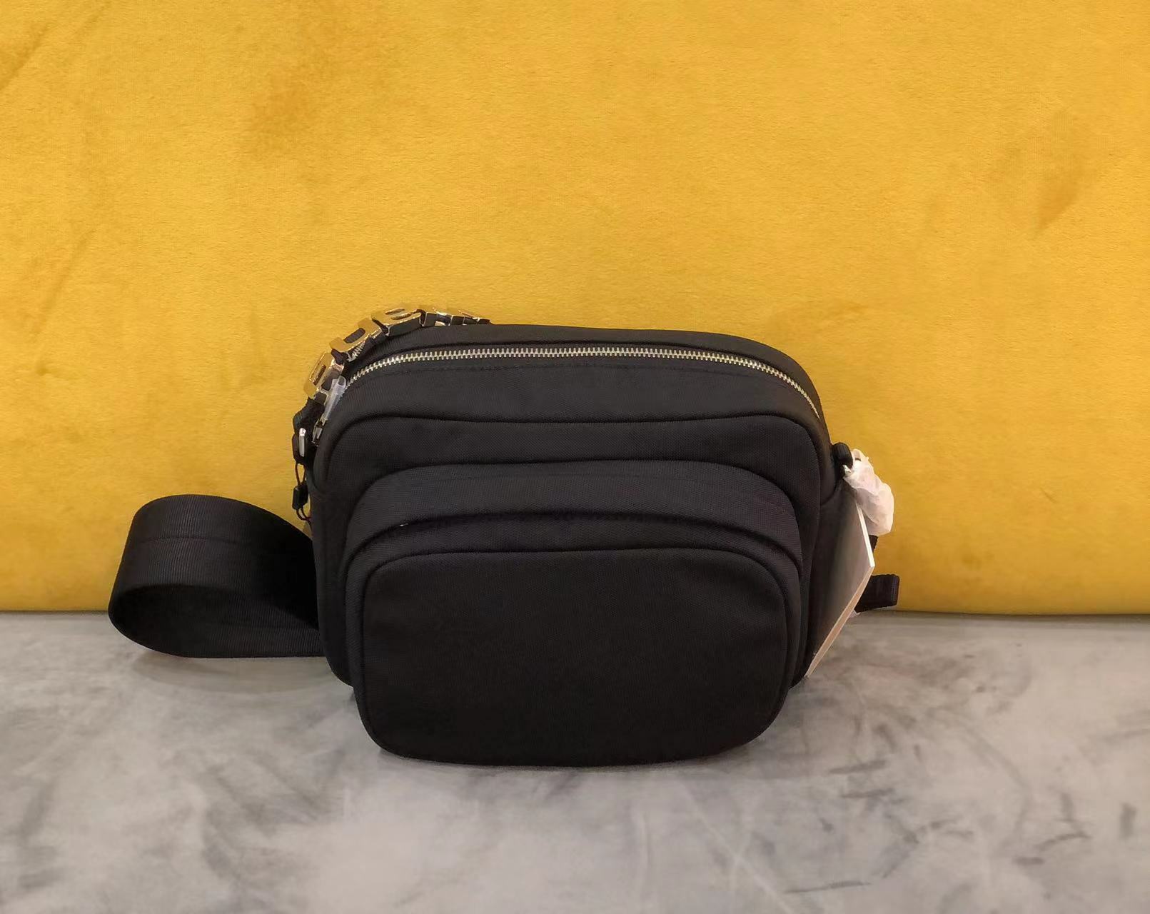 Alexander wang  黑色包-M