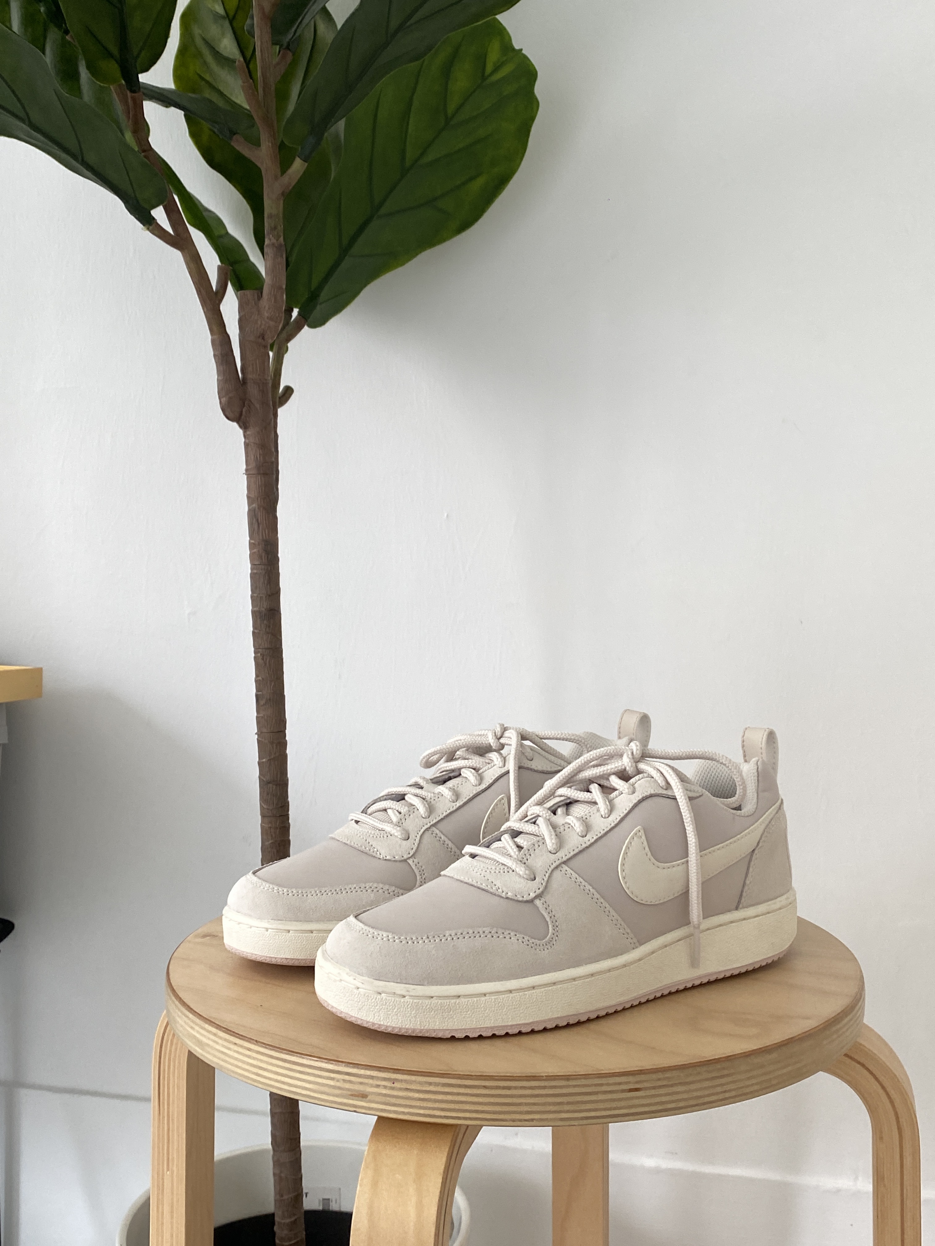 【12/19 - 12/21 周末優惠】 NIKE Court Borough Low PREM 麂皮沙色 女鞋 861533-101