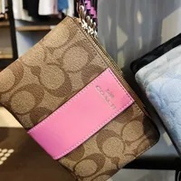 [S] COACH 58035 SIGNATURE PVC LEATHER CRN ZIP,KHAKI/PETUNIA, 196395010394 (SCO377)