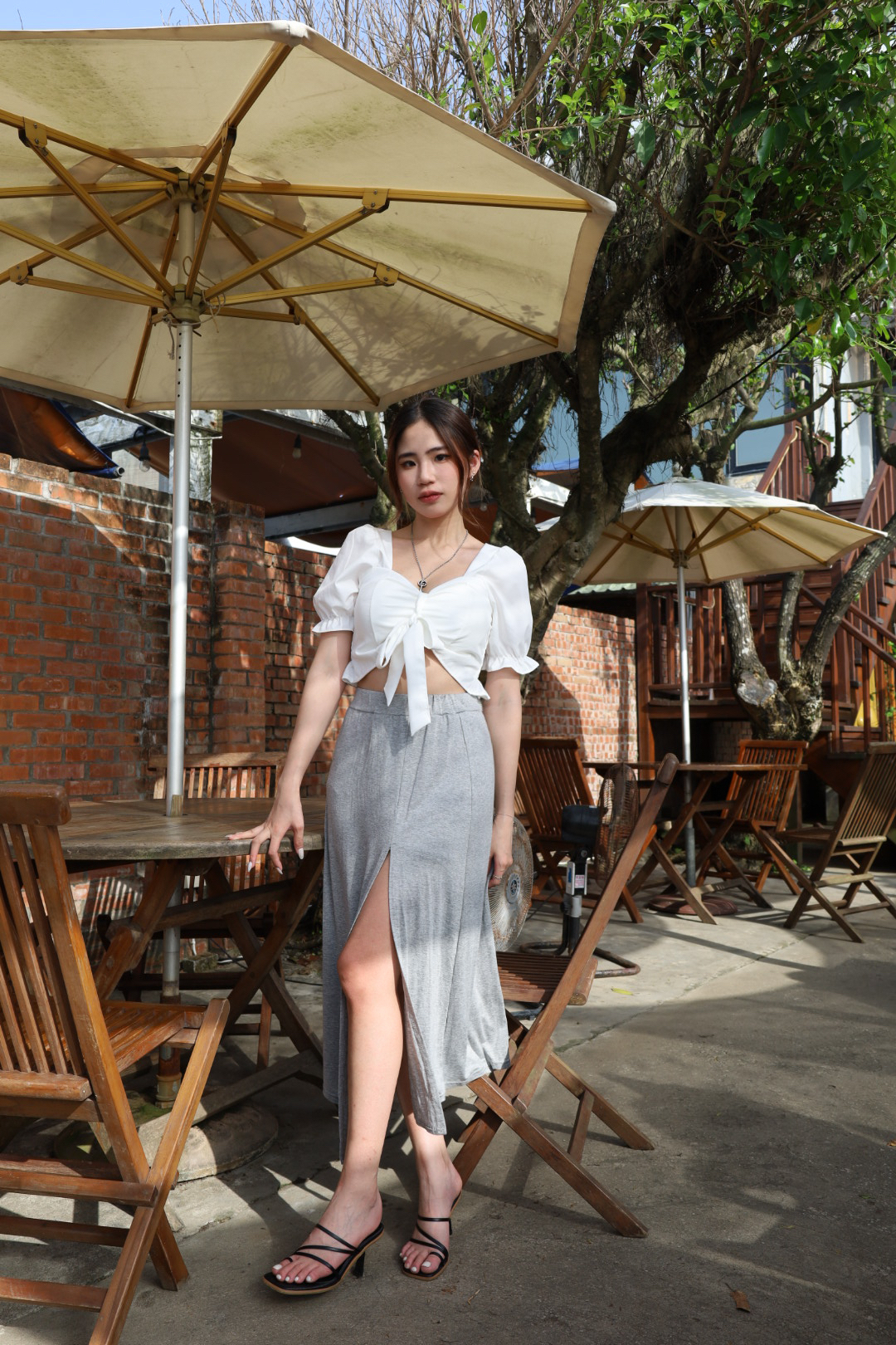 高開衩彈性長裙