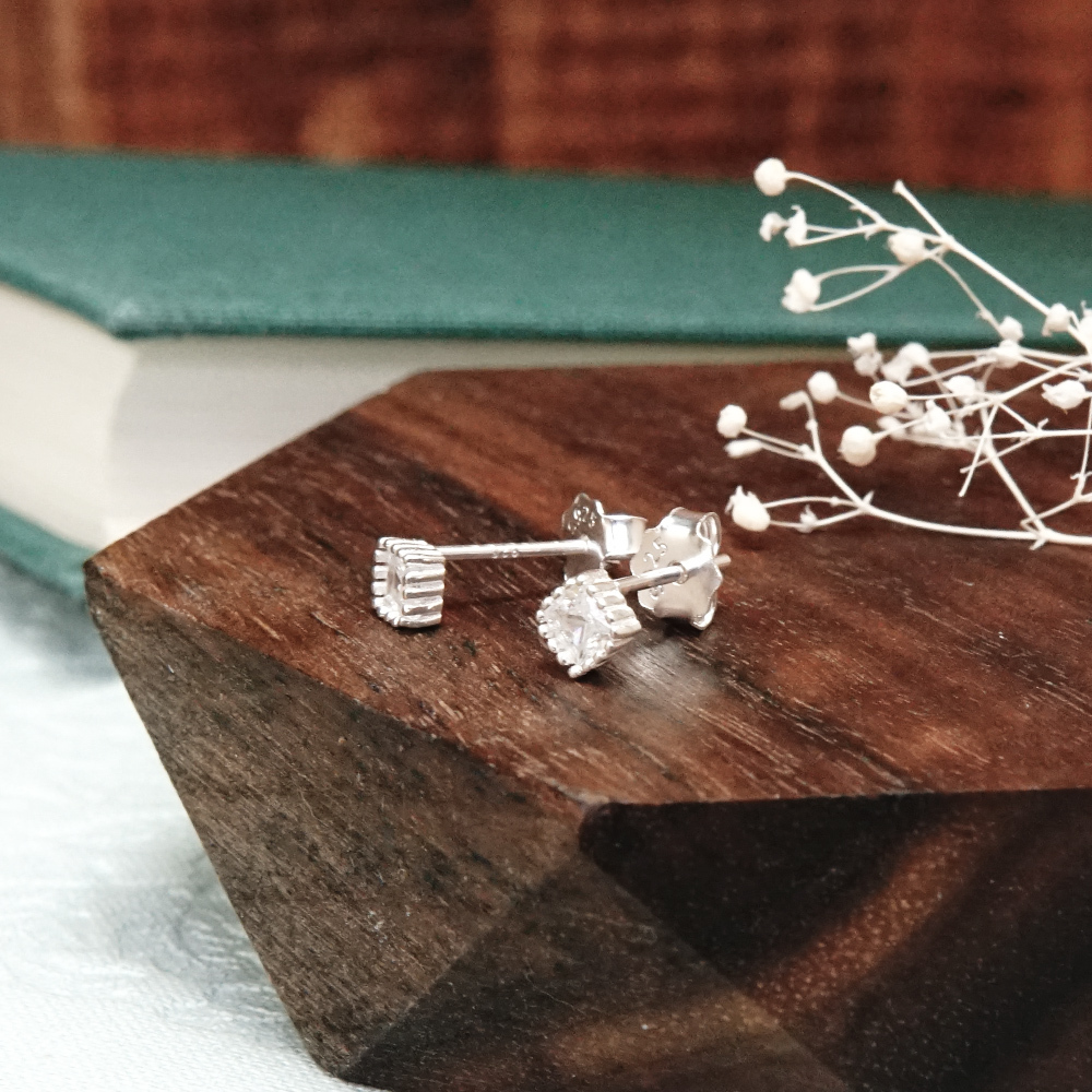 點點冰晶 方形小鑽 925純銀 針式耳環