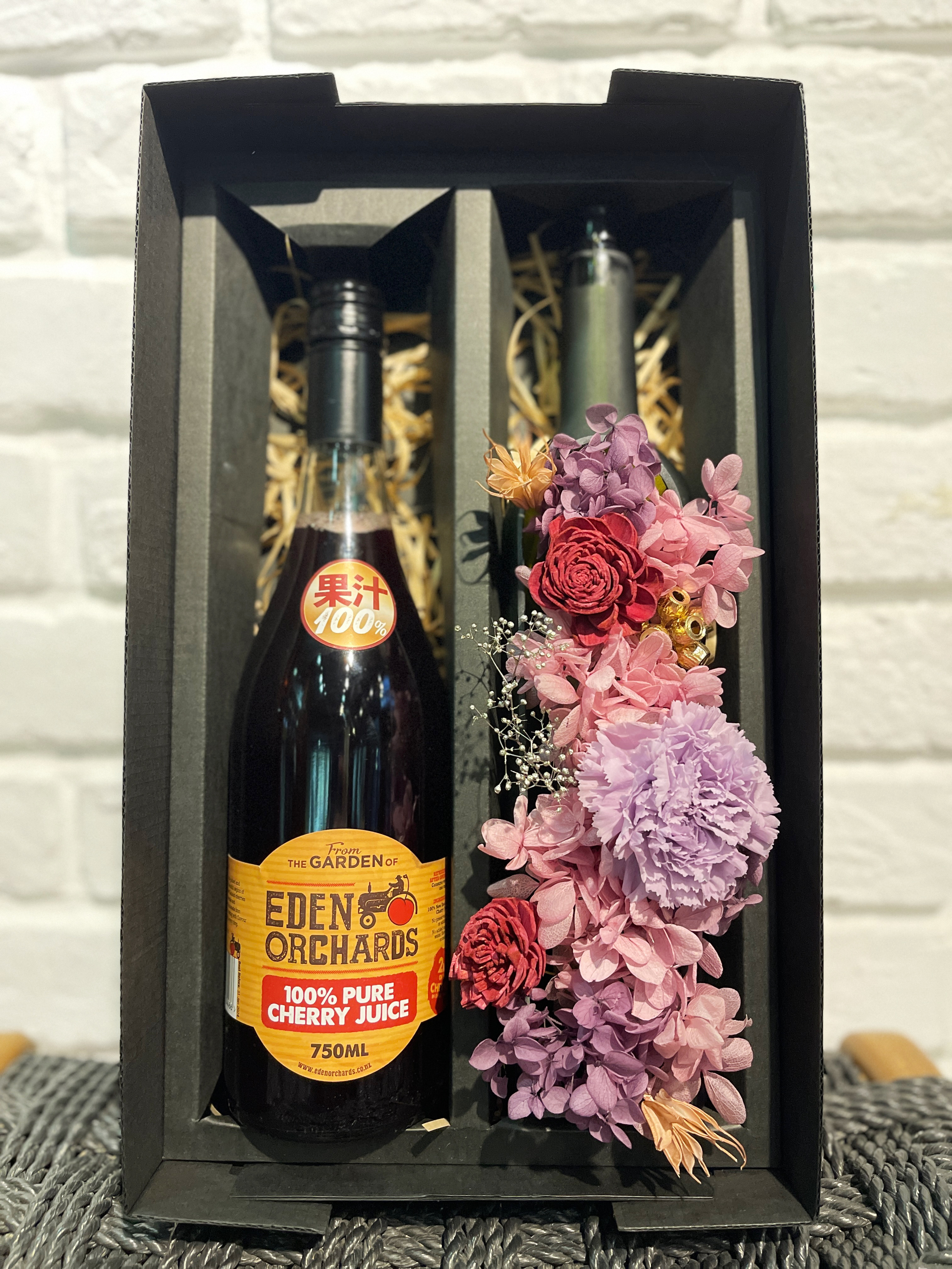 母親節永生康乃馨櫻桃汁禮盒