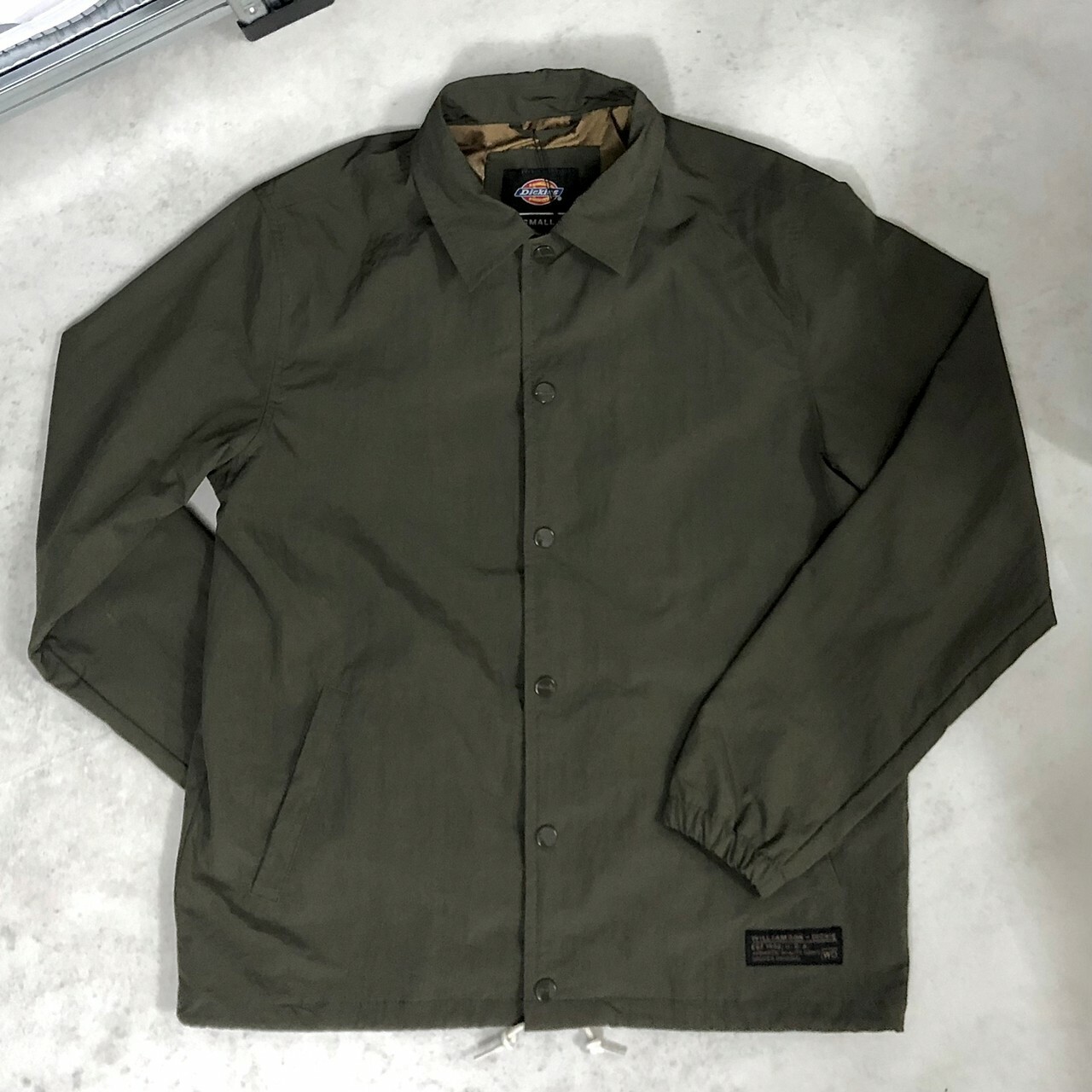 Dickies 亮背刺繡立領夾克 DSQ3UTUJ753