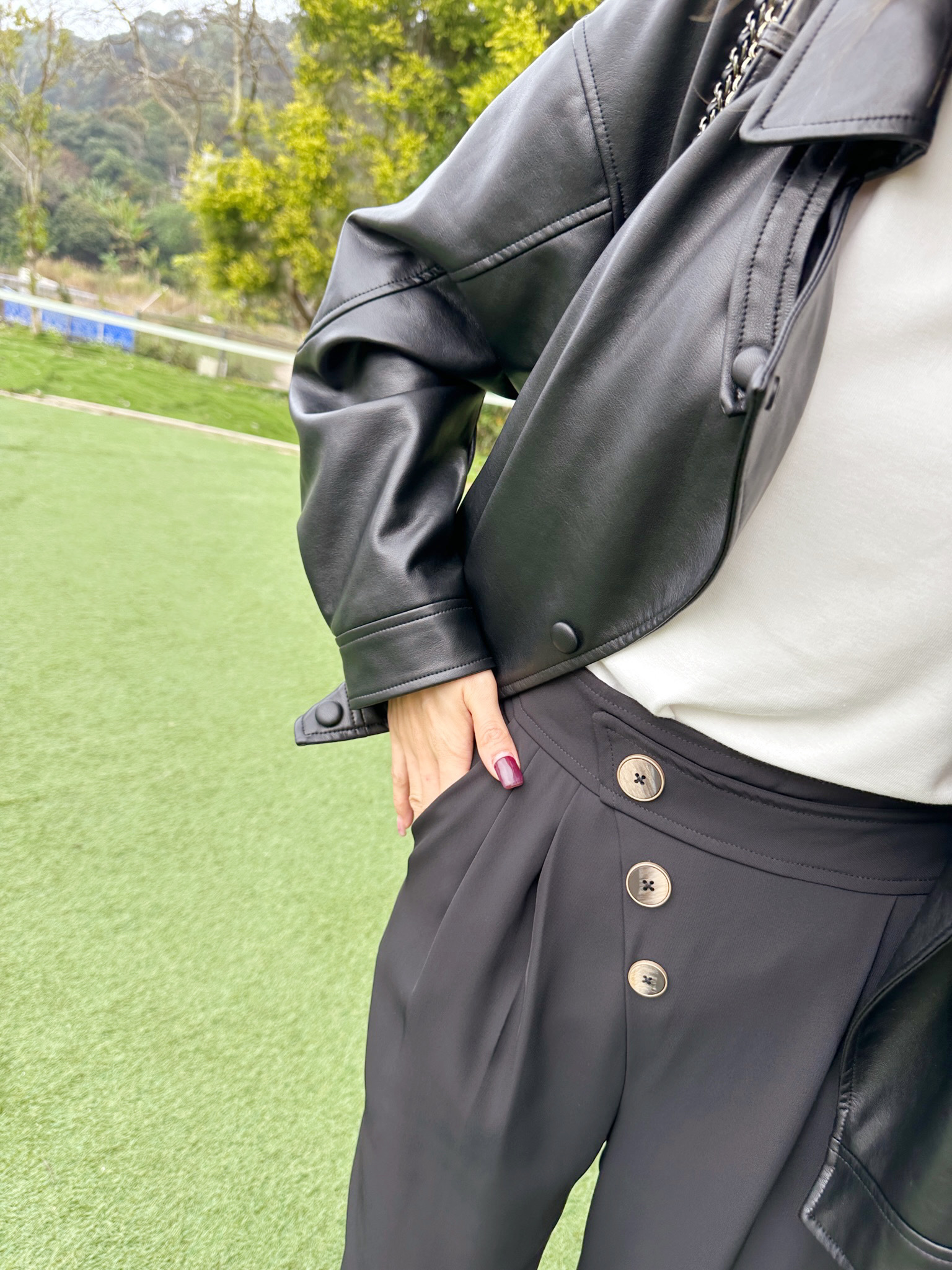 Button Wrap Effect Tapered Leg Pants_PT233L15