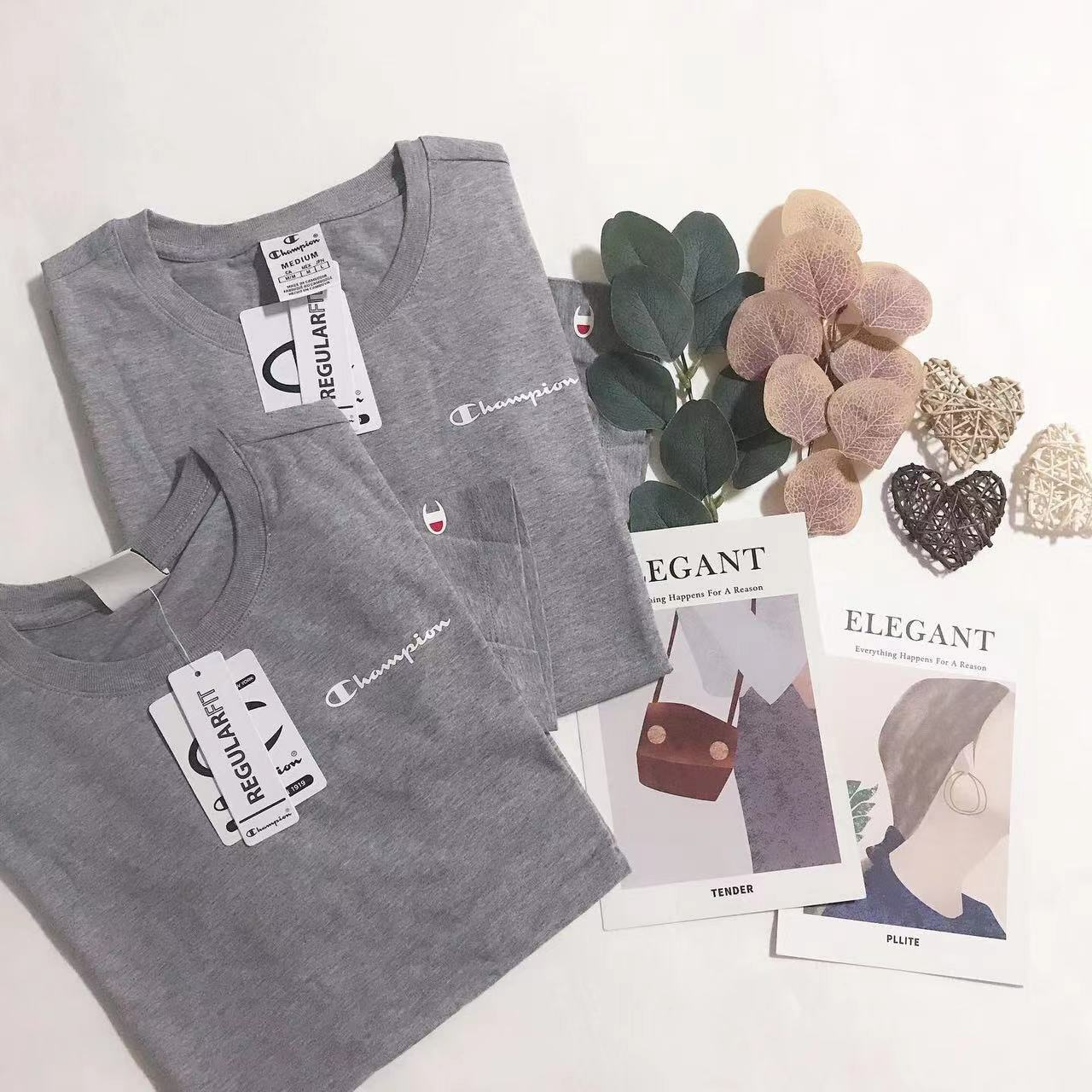 CHAMPION SMALL LOGO  TEE