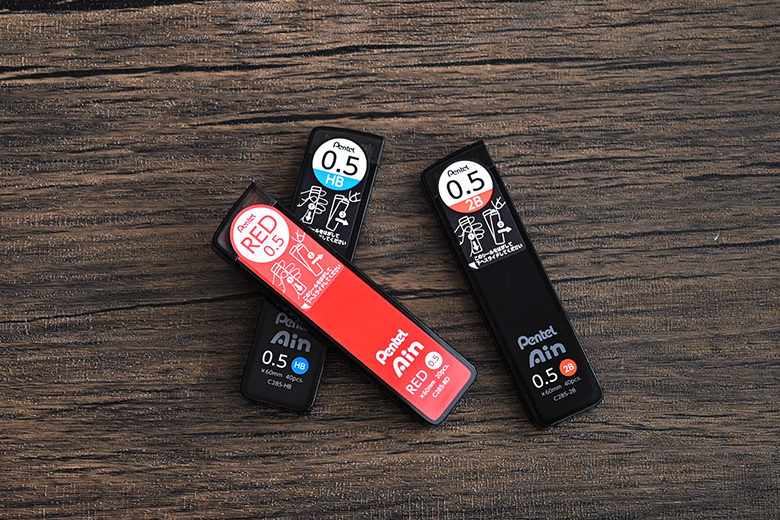 Pentel Ain 自動鉛筆芯：0.5 / 0.4 / 0.3 / 0.2 mm 不易斷自動鉛筆芯
