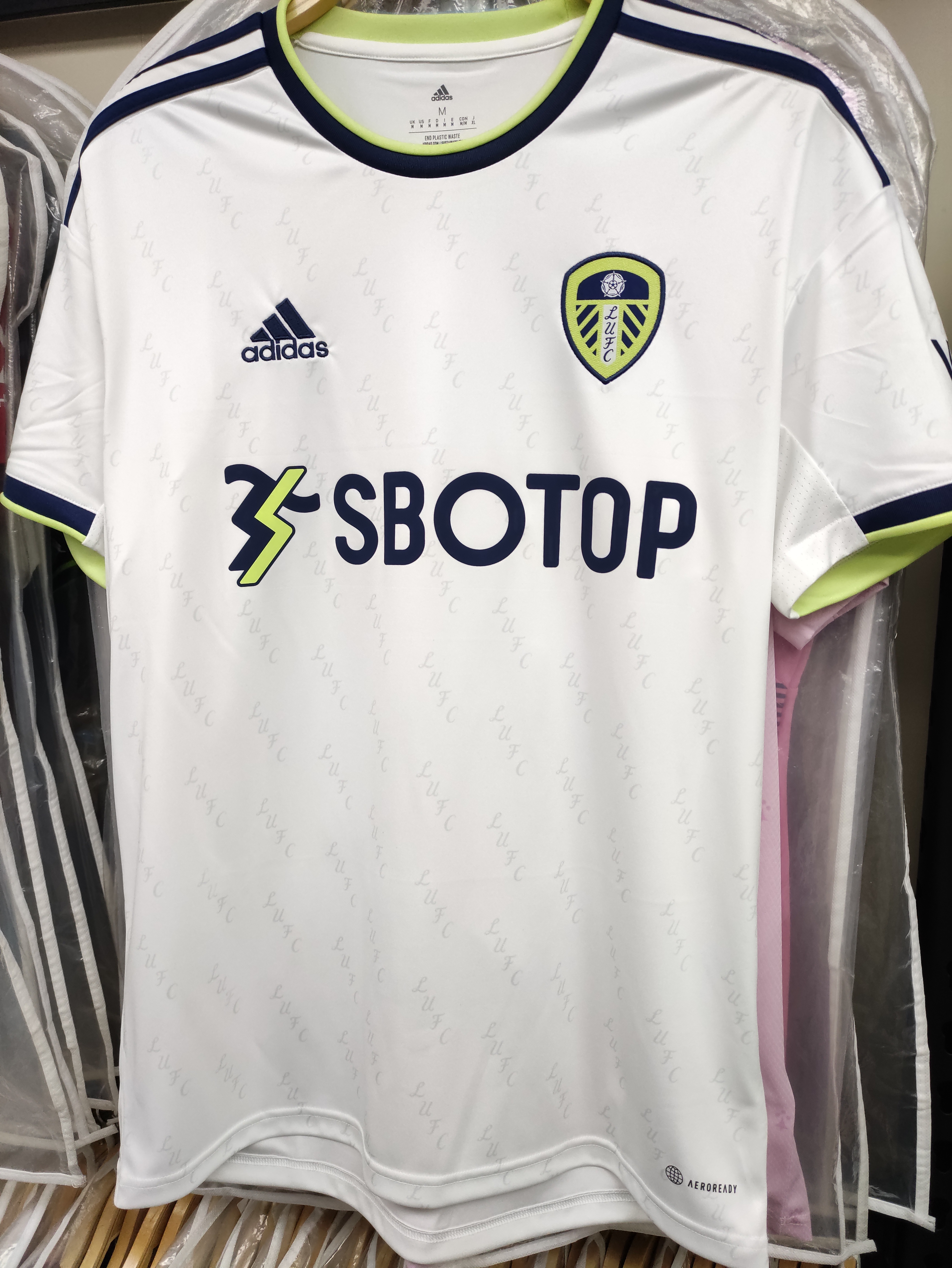 22-23列斯聯主場球衣