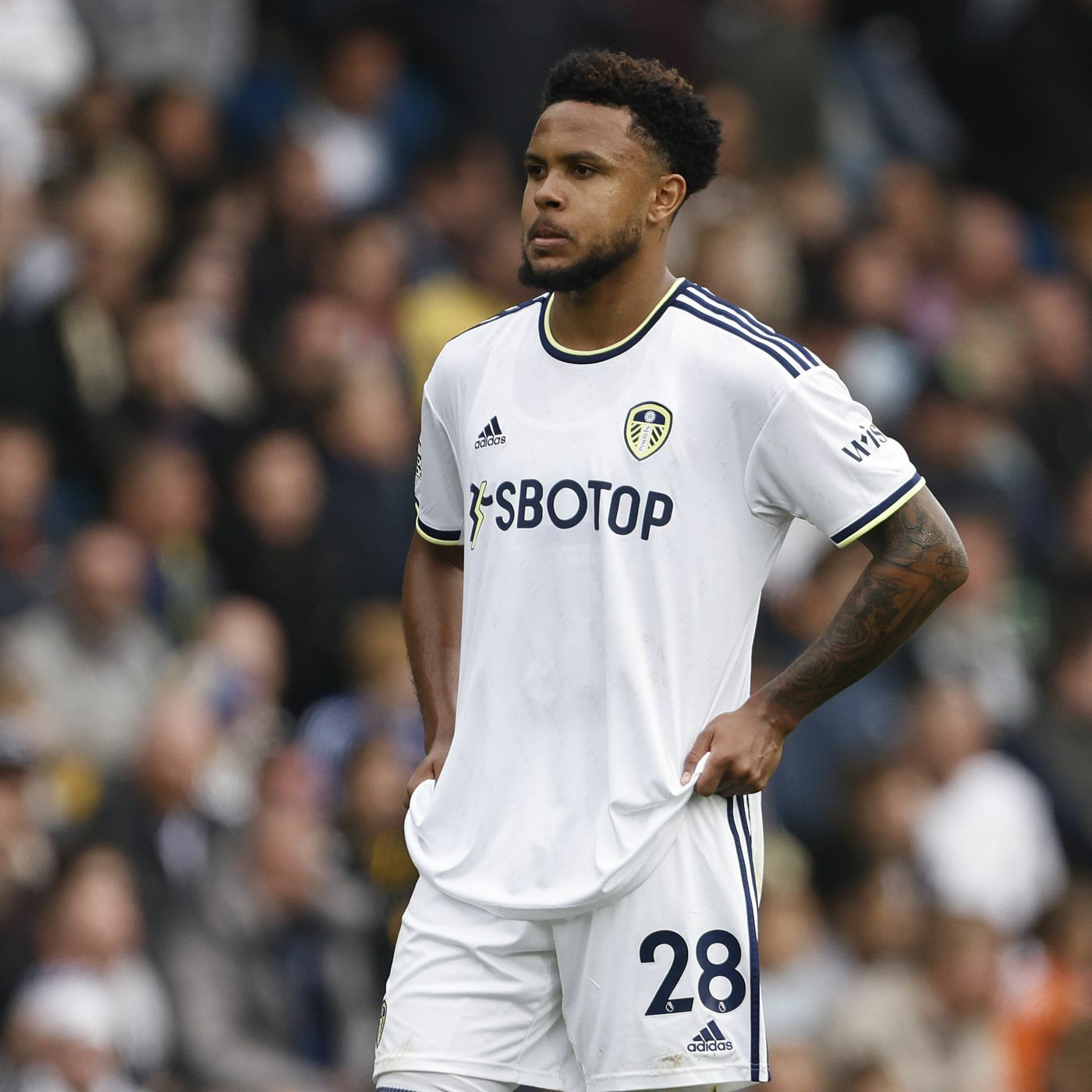 22-23列斯聯主場球衣