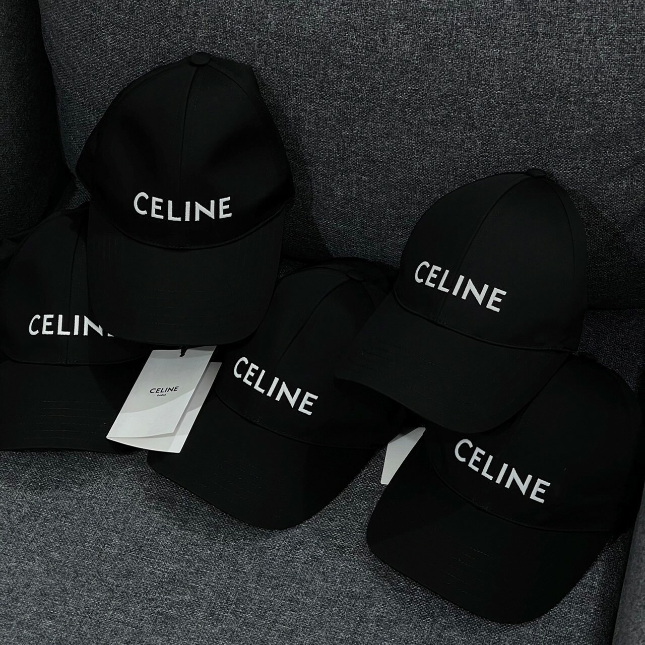 Celine 經典款 字母Logo黑色老帽