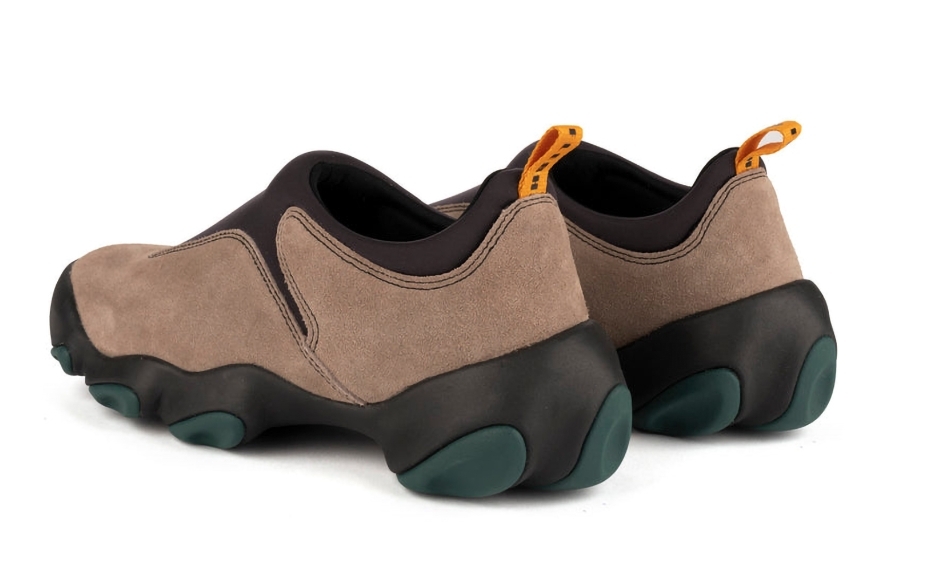 代購 Oakley Factory x Brand Dead 麂皮 灰褐色 聯名款 戶外功能鞋