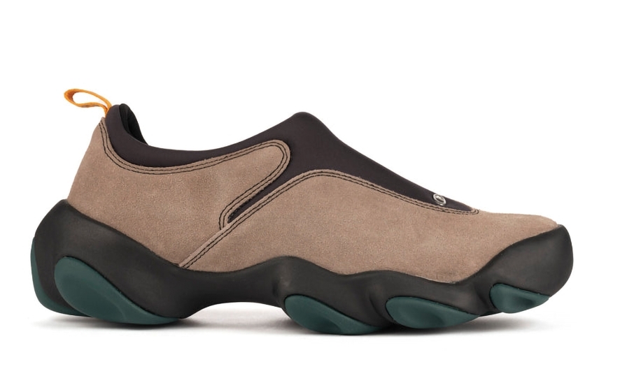 代購 Oakley Factory x Brand Dead 麂皮 灰褐色 聯名款 戶外功能鞋