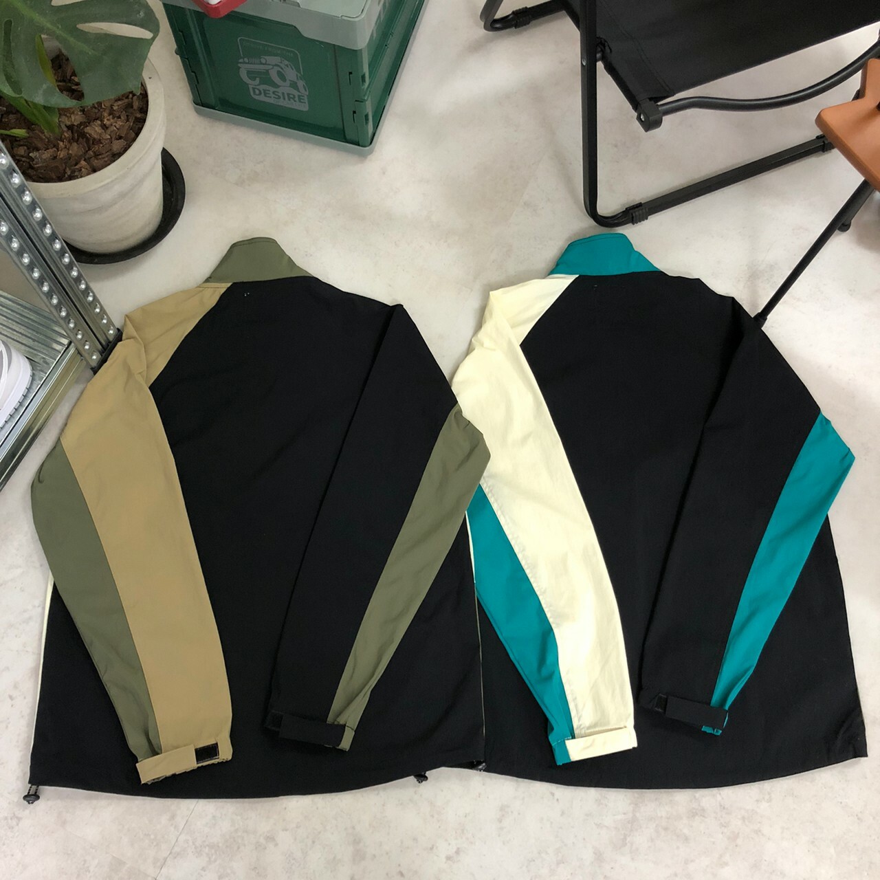 Power To The People Moving Stand Jacket 拼接色薄款外套 3301051