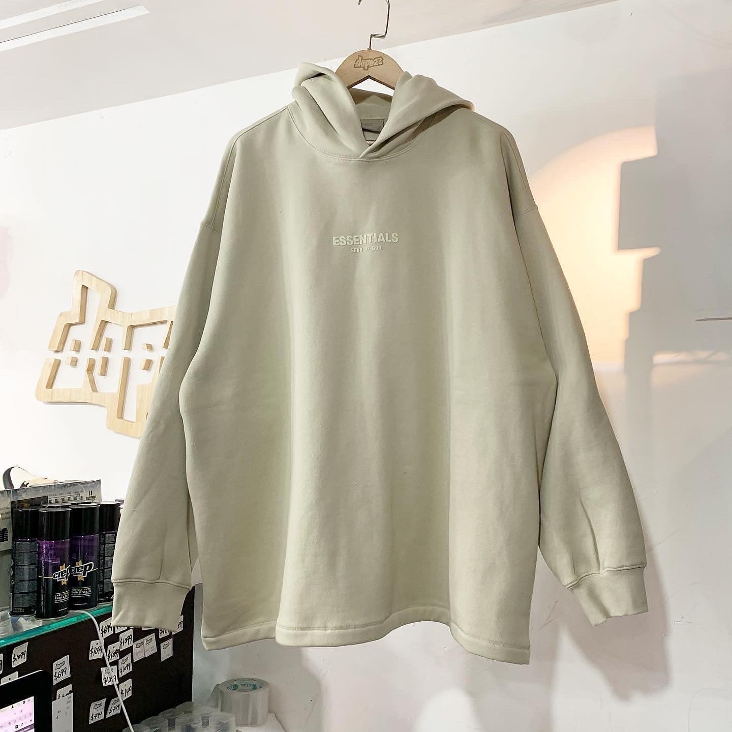 Fear Of God Essentials Relaxed Hoodie Wheat 米白