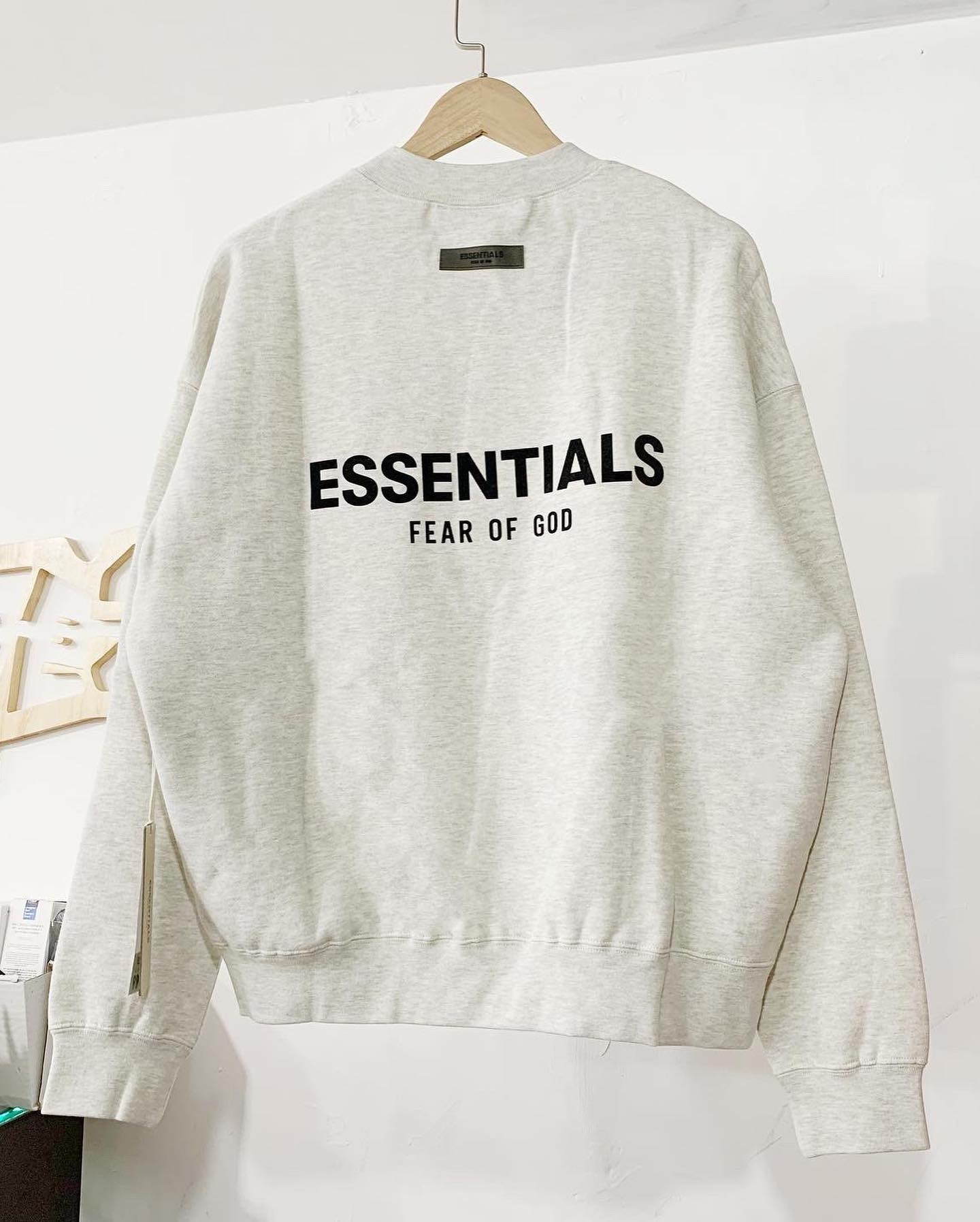 Fear Of God Essentials 2022 Core Collection Crewneck Light Oatmeal
