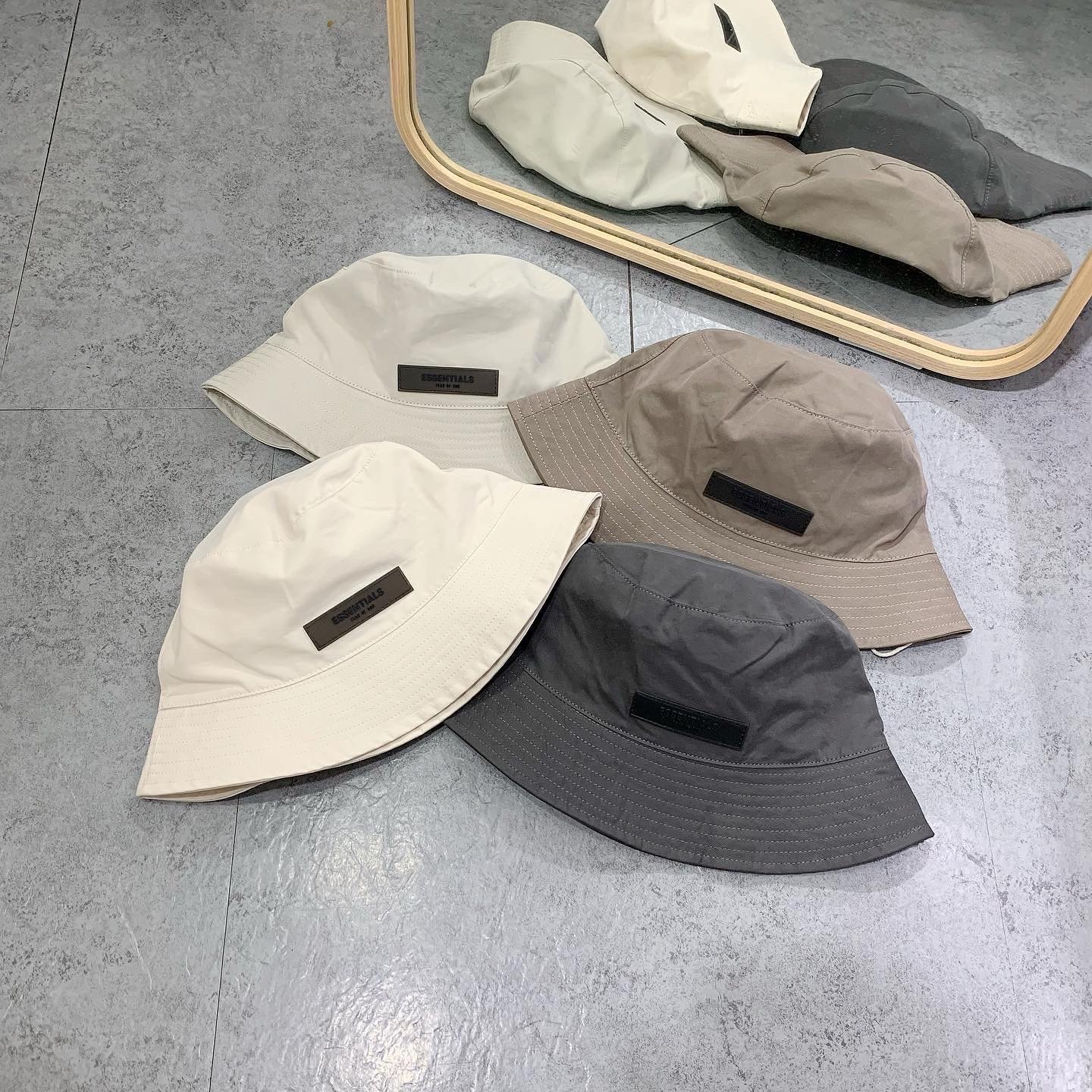 Fear Of God Essentials FW22 Bucket Hat Egg Shell/Wood/Off Black
