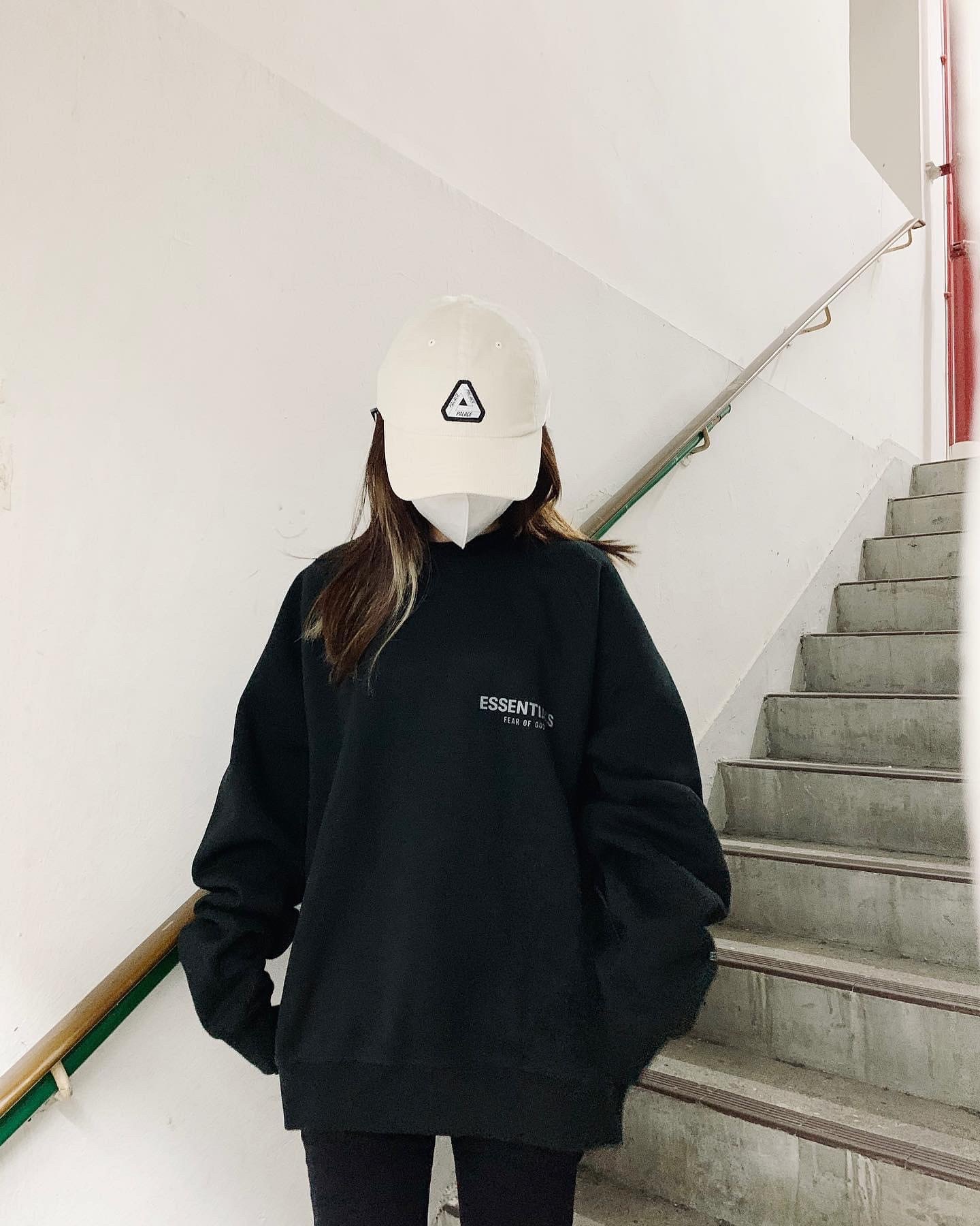 Fear Of God Essentials Core Collection Crewneck 反光logo black