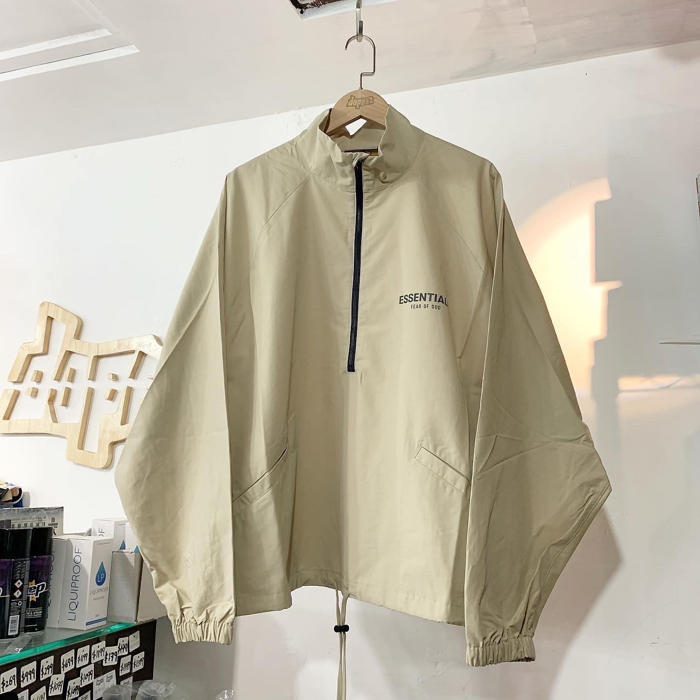 Fear Of God Essentials Half Zip Jacket Linen奶茶